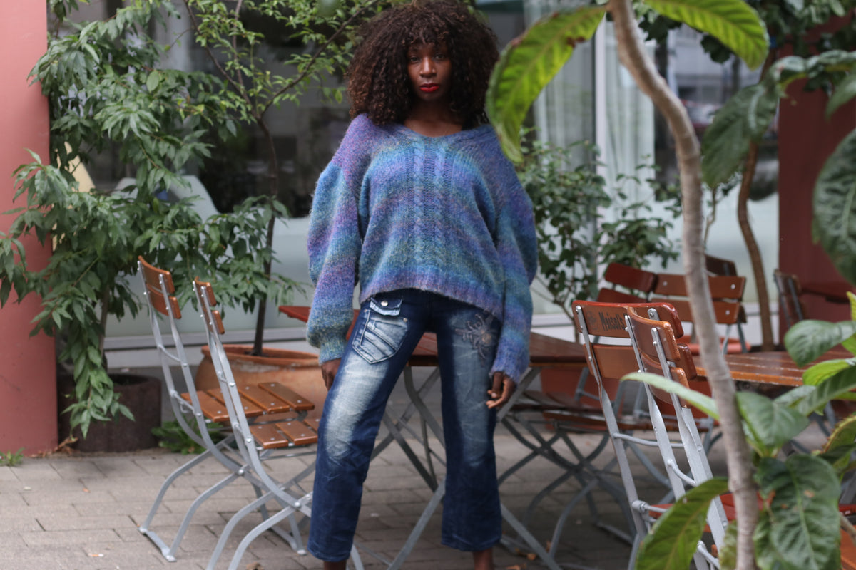 V-Neck Cable Knit Sweater | Vintage 80s Blue Puff Sleeve Jumper M