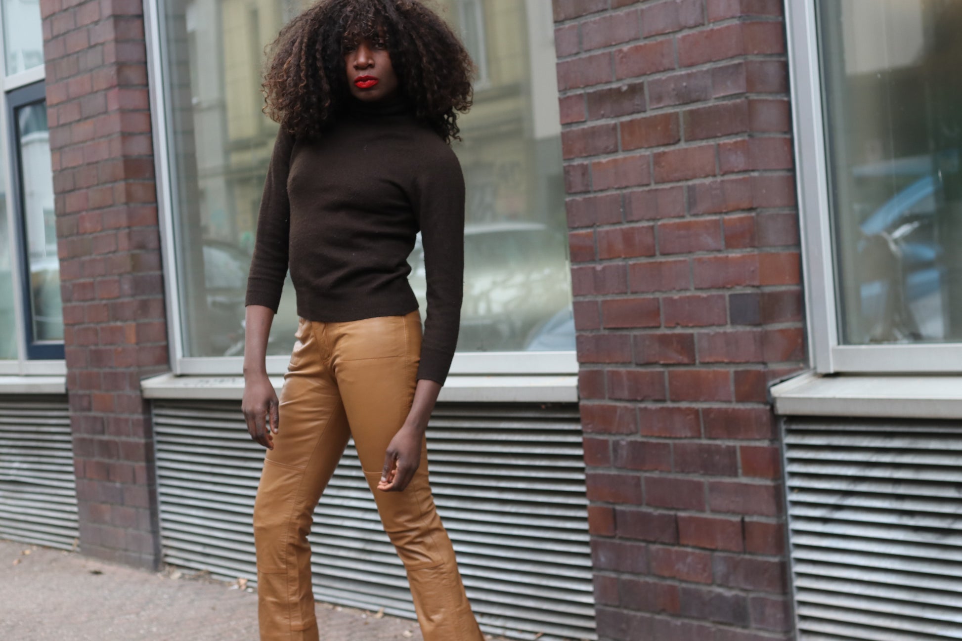 Vintage 70s Tan Brown Leather Trousers - Slim Fit Pants Size 27