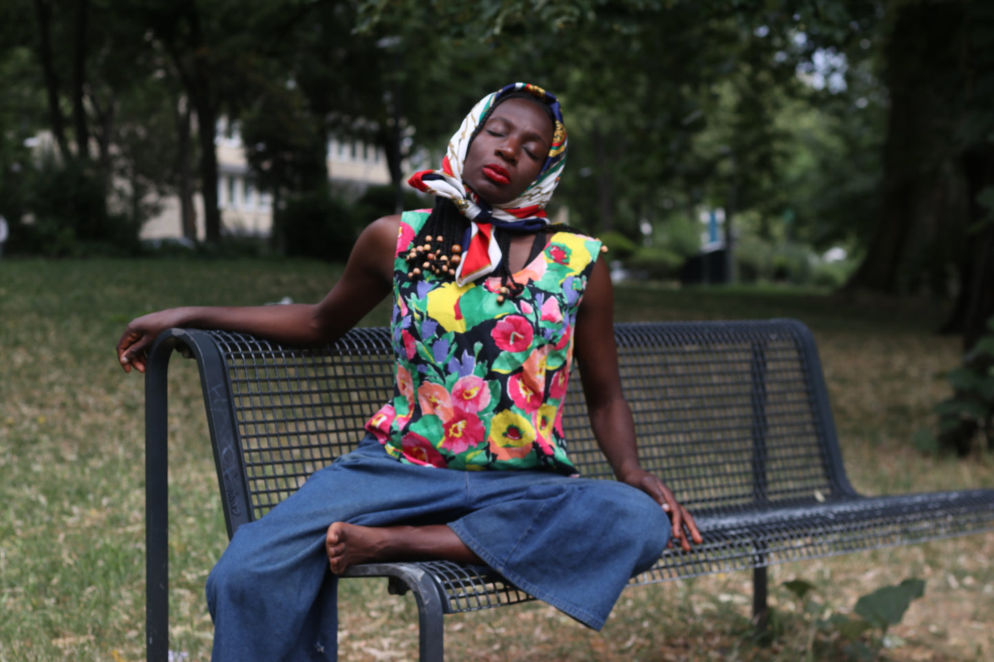 Vintage 90s Painterly Floral Sleeveless Cotton Top