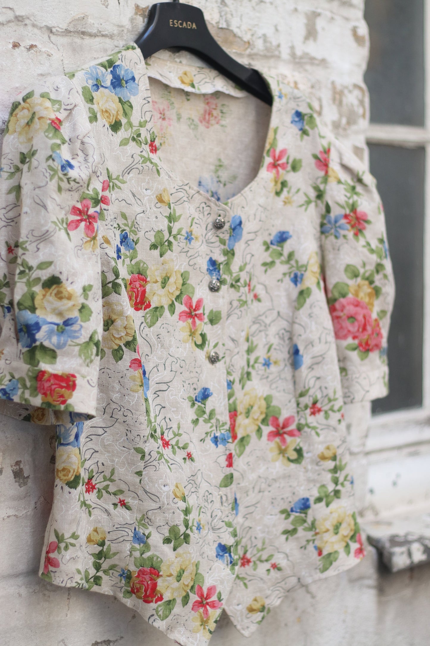 80s Bavarian Blouse | Vintage Floral Print Summer Blouse| Short Sleeved Drindl-inspired Summer Shirt
