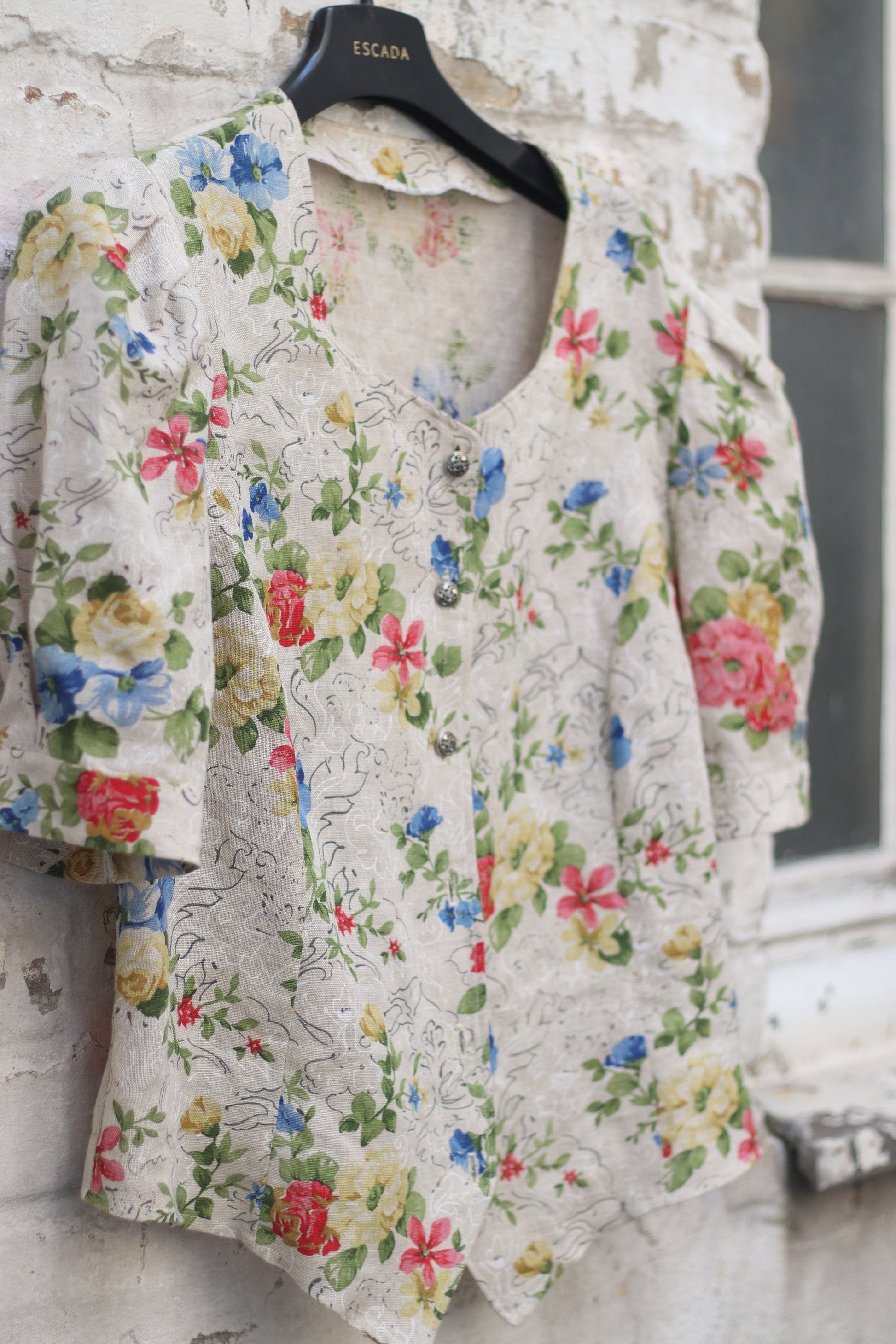 80s Bavarian Blouse | Vintage Floral Print Summer Blouse| Short Sleeved Drindl-inspired Summer Shirt