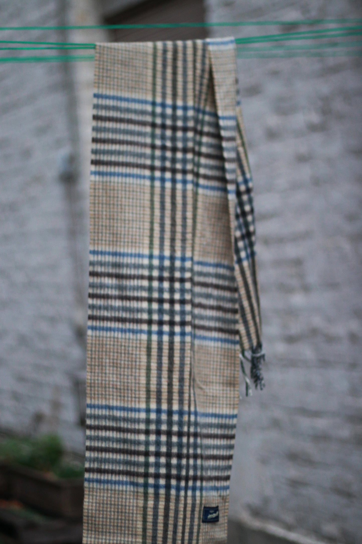 Vintage Scarf in Grey and Brown | Y2K minimalist C&A checkered winter accessory
