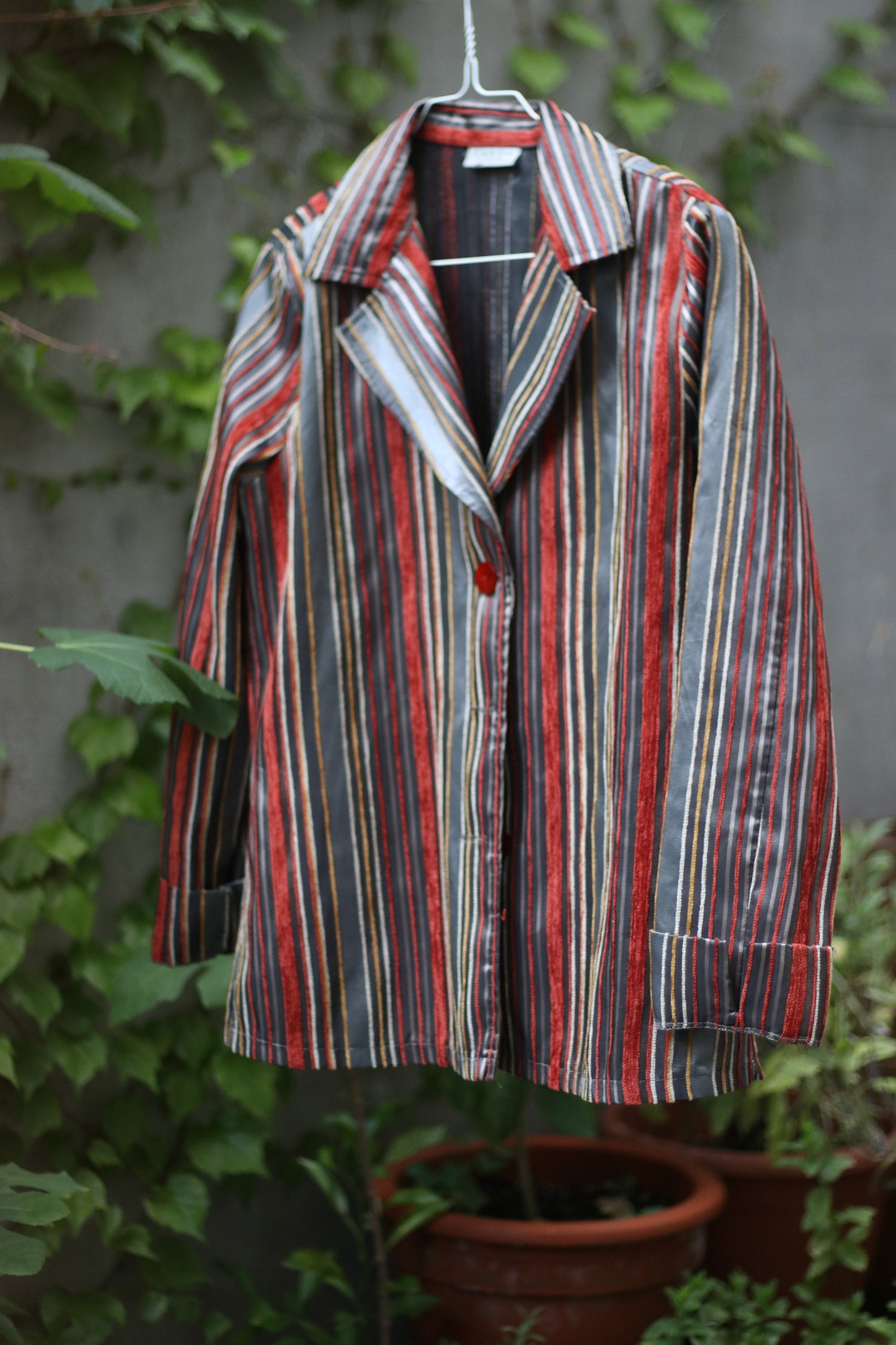 y2k Canda blazer Striped multicolored| long sleeved after dark glamorous red and grey blazer