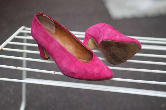 Vintage Pink Suede pumps| 80s elegant bold heels| Pinkcore Evening shoes