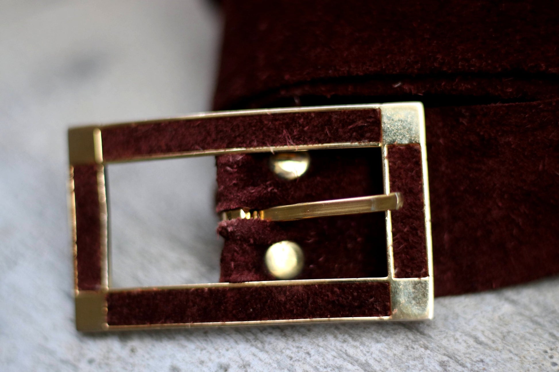 90s Brown Suede Belt | Minimalist everyday capsule wardrobe belt| Vintage Classic Elegant belt with statement buckle