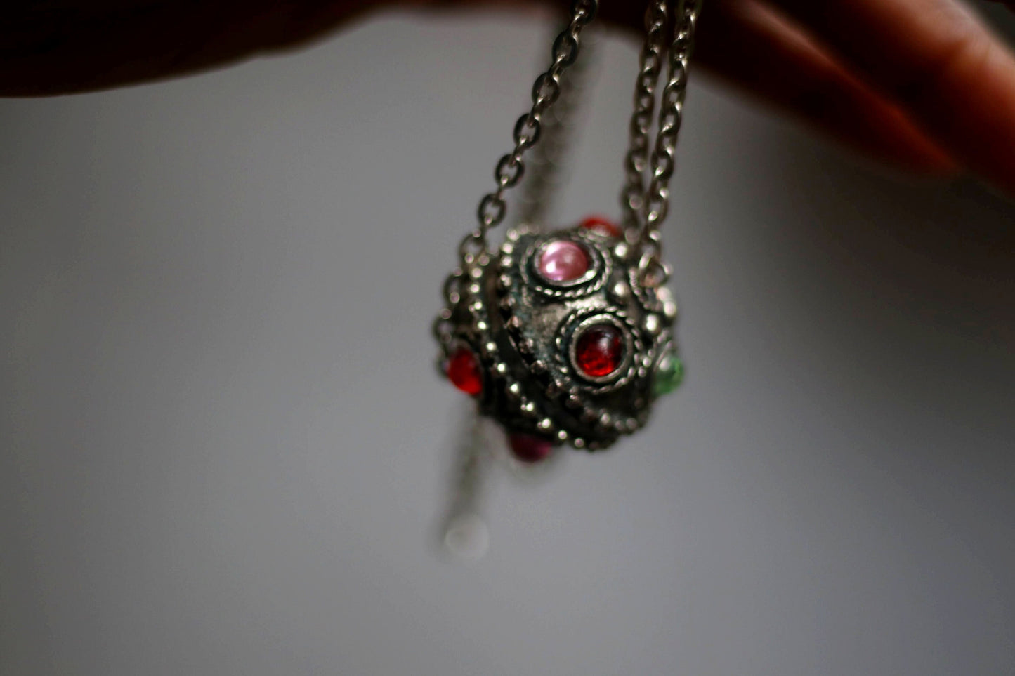 70s Silver-toned necklace with colored stones| Vintage Bohemian gothic-inspired necklace