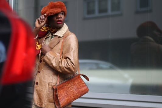 70s brown handbag | Vintage faux exotic skin shoulder bag and clutch| Minimalist chic capsule wardrobe bag