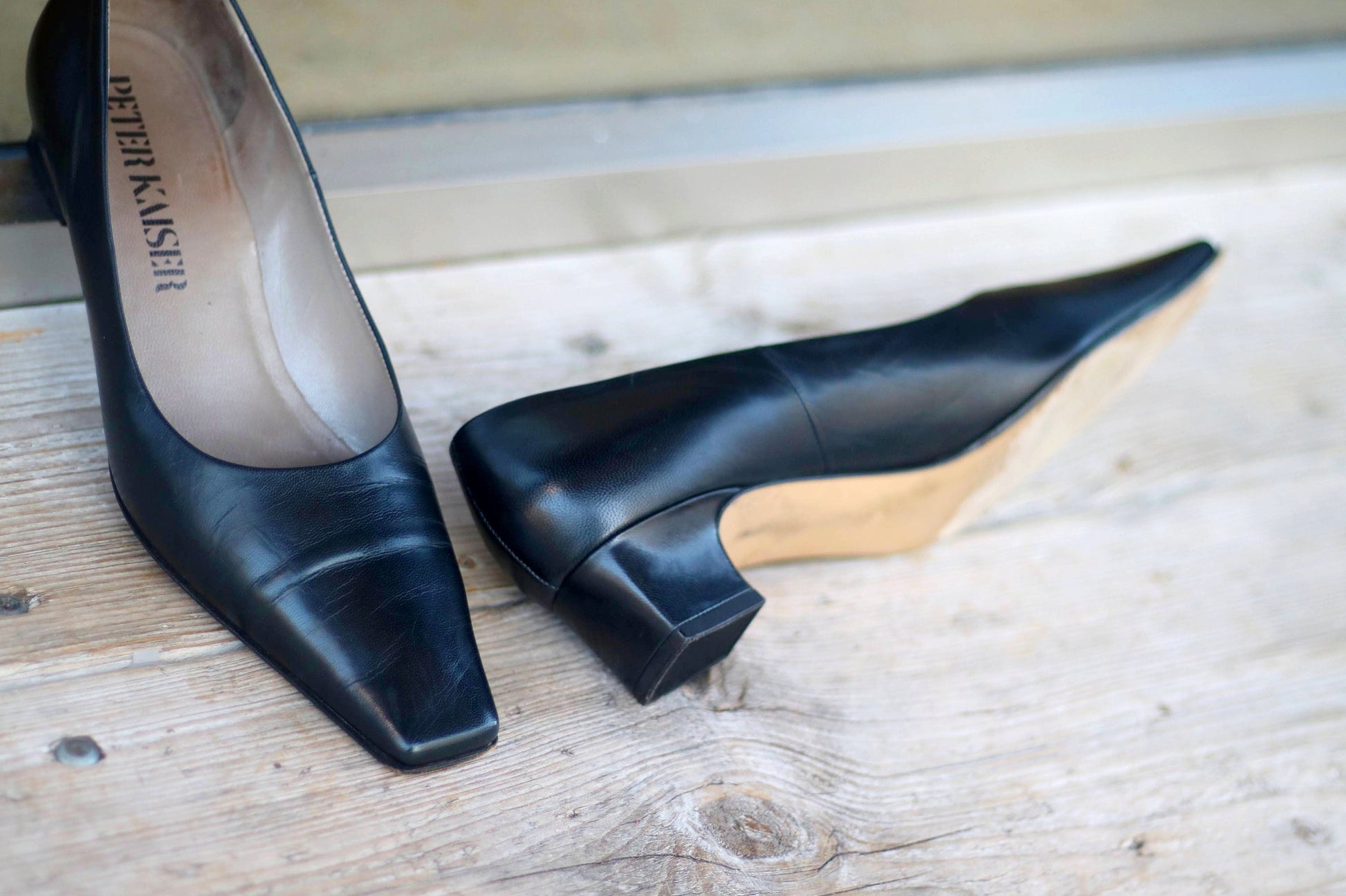 90s Peter Kaiser Leather Heels| Vintage Black Pointed Toe Shoes| Classic and Elegant pumps