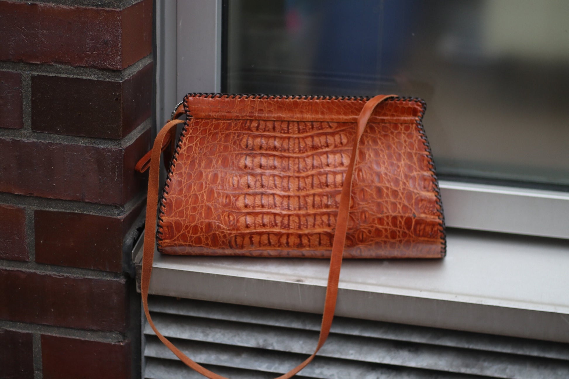 70s brown handbag | Vintage faux exotic skin shoulder bag and clutch| Minimalist chic capsule wardrobe bag
