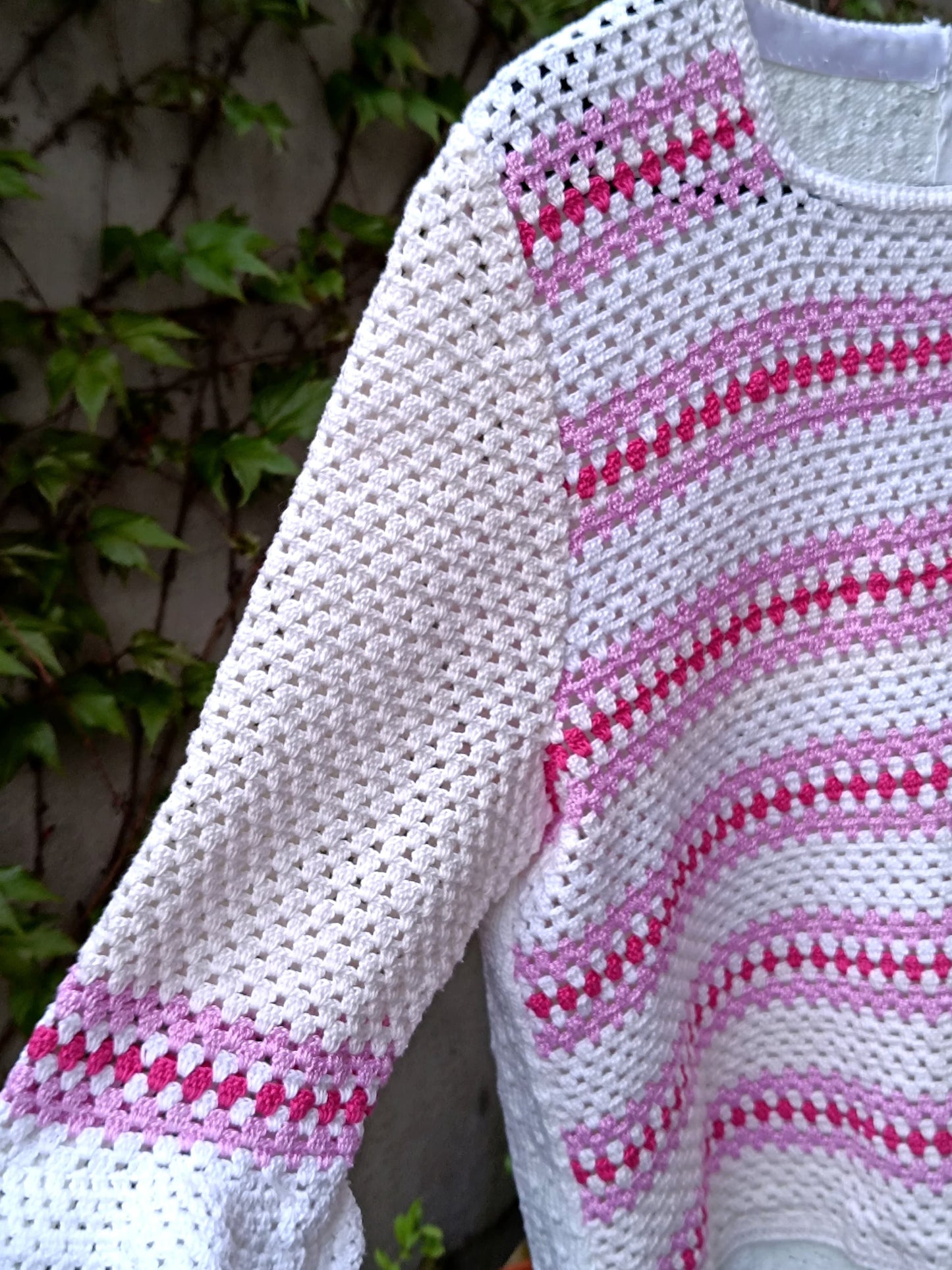 1970s Handmade Knit Top Vintage Boho White Pink Crochet Blouse Cottagecore