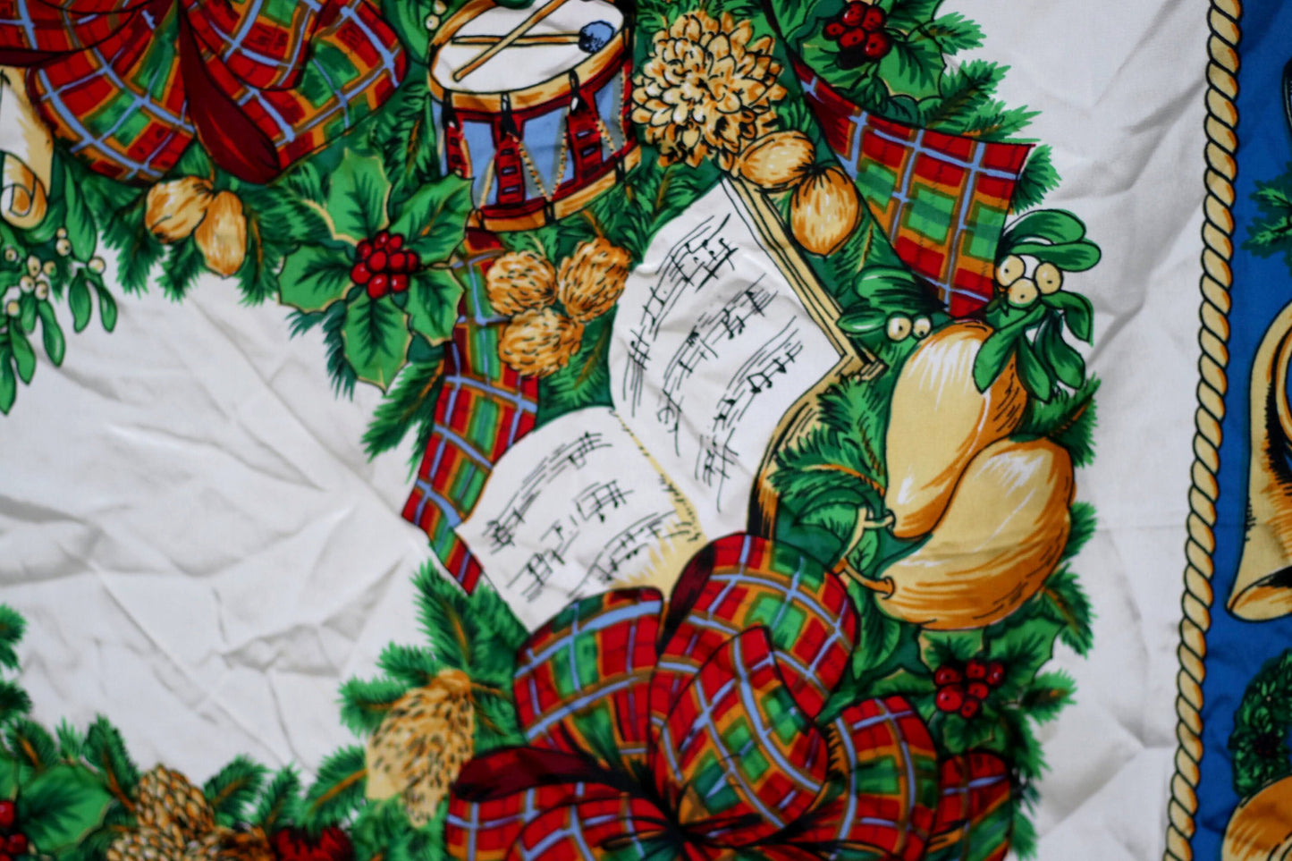Vintage Botanical Wreath Scarf| 80s White necktie with Blue Border, Tartan Bows & Gold Accents| Timeless Statement Wrap|Collectible Scarves