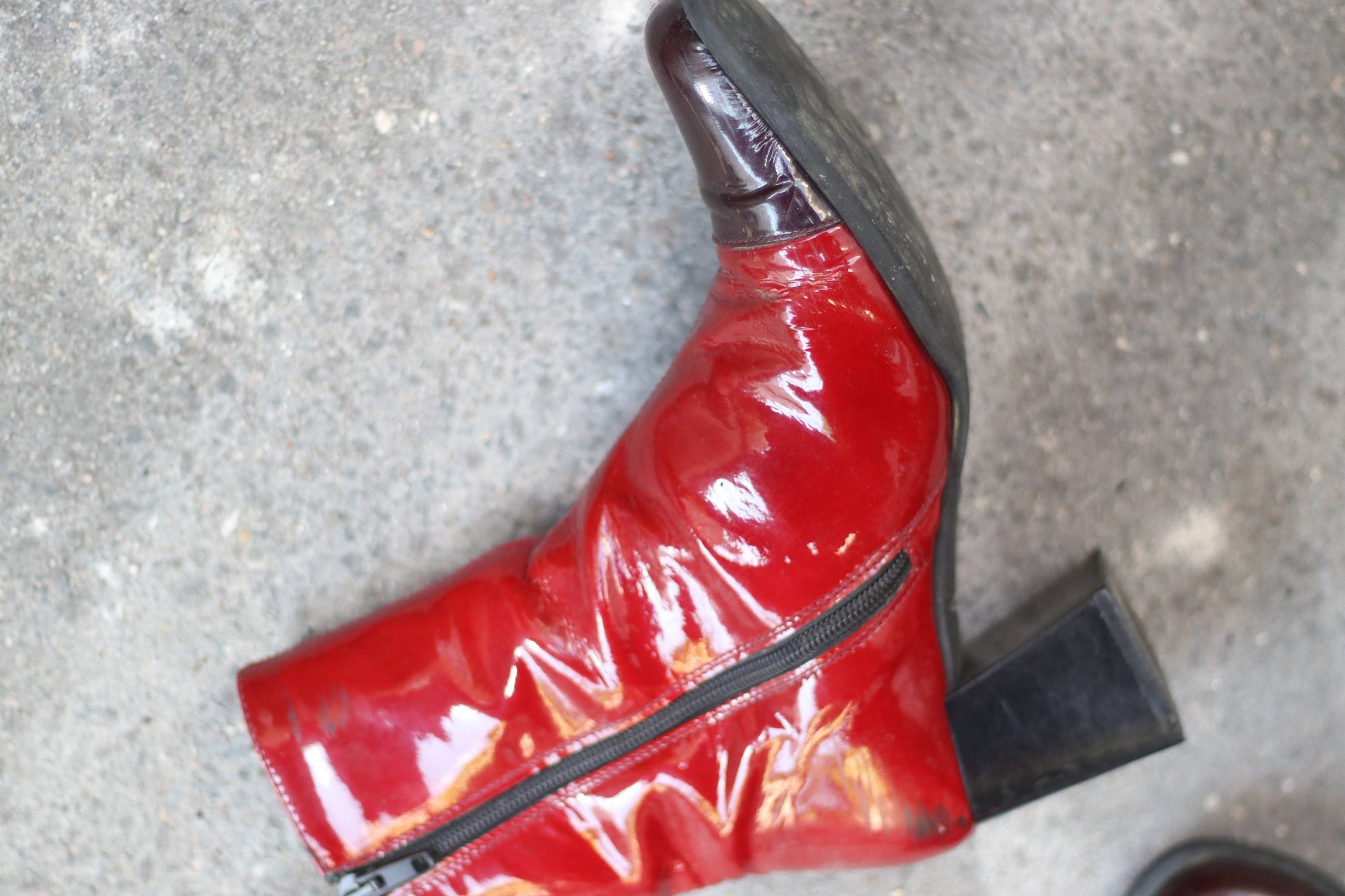 y2k Two-Toned Boots| Vintage Leather block heel Boots made in Italy| Women's Minimalist sleek fashionable Boots