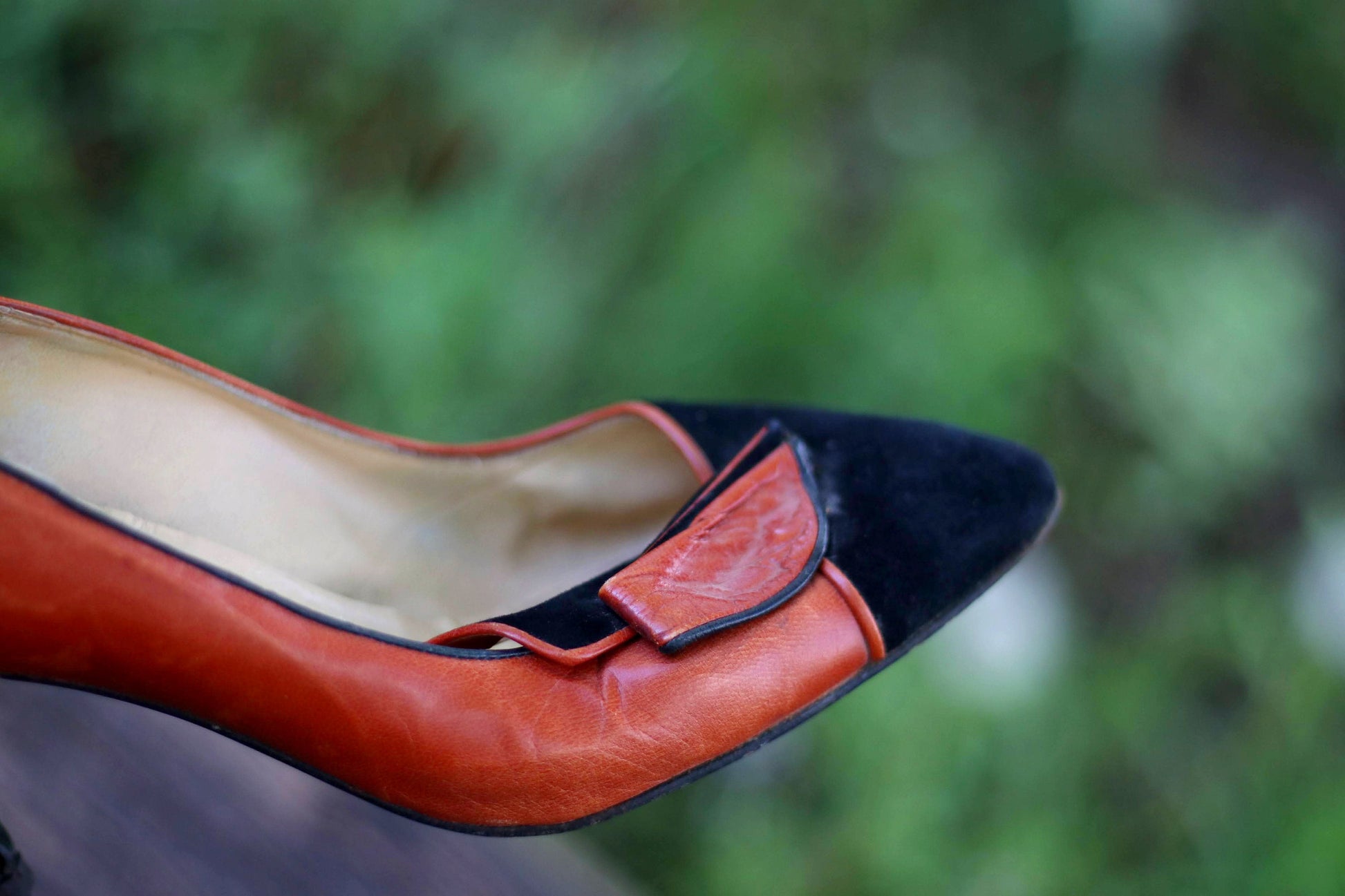 80s Pola Leather Pumps| Vintage Two-Toned High Heels| Women's Retro Brown and Black Stilettos| Italian Leather Shoes Size 38.5