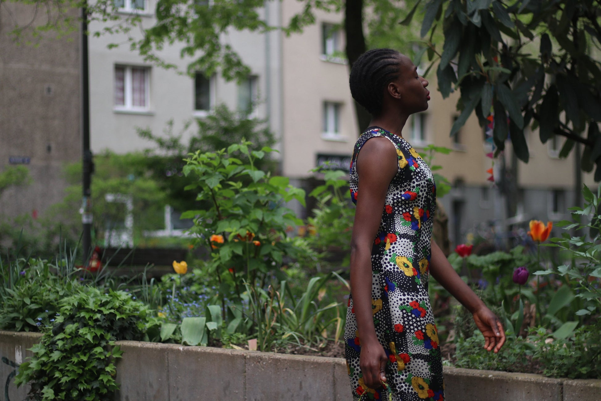 90s Vintage Floral Maxi Dress: Sleeveless Summer Design