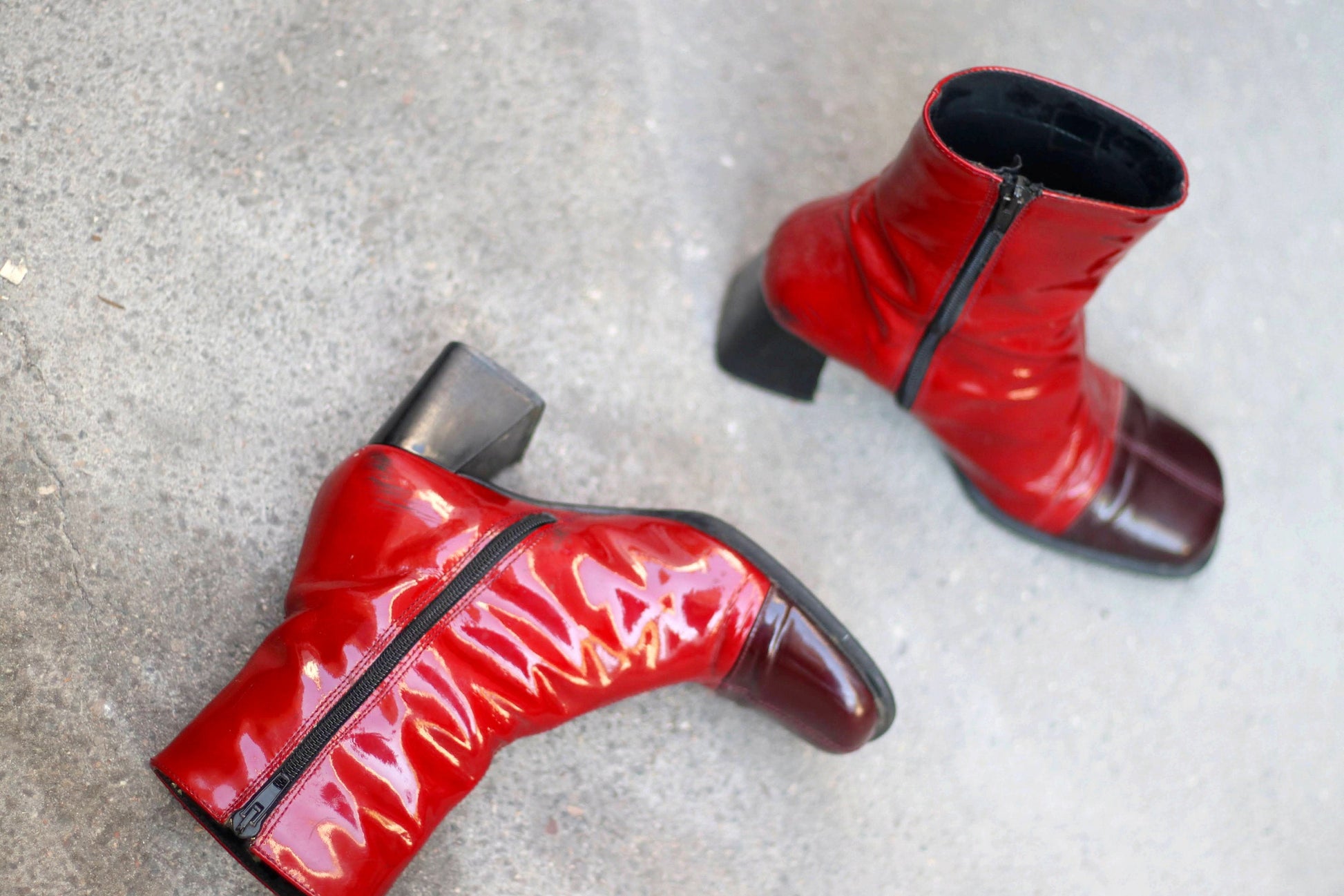 y2k Two-Toned Boots| Vintage Leather block heel Boots made in Italy| Women's Minimalist sleek fashionable Boots
