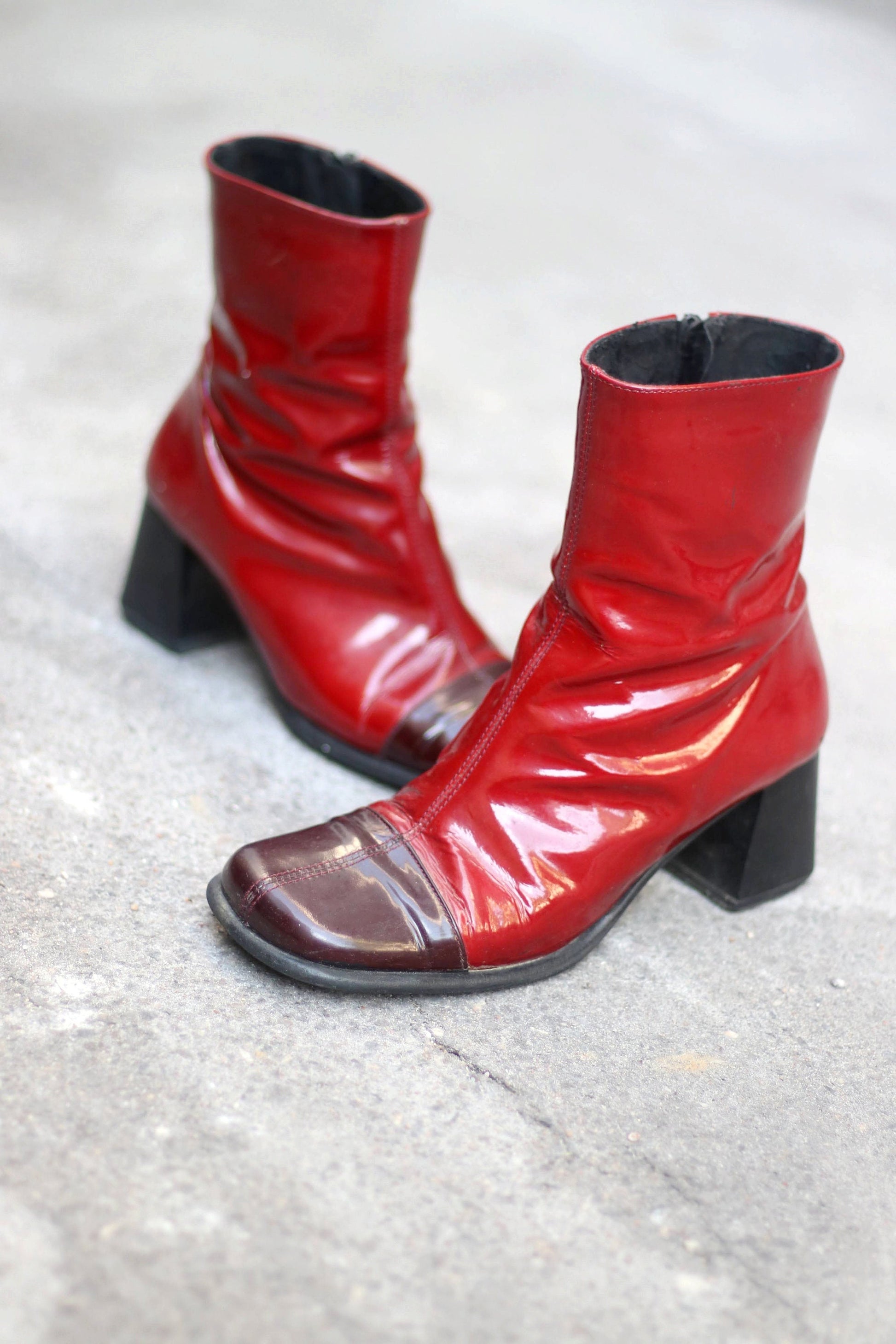 y2k Two-Toned Boots| Vintage Leather block heel Boots made in Italy| Women's Minimalist sleek fashionable Boots