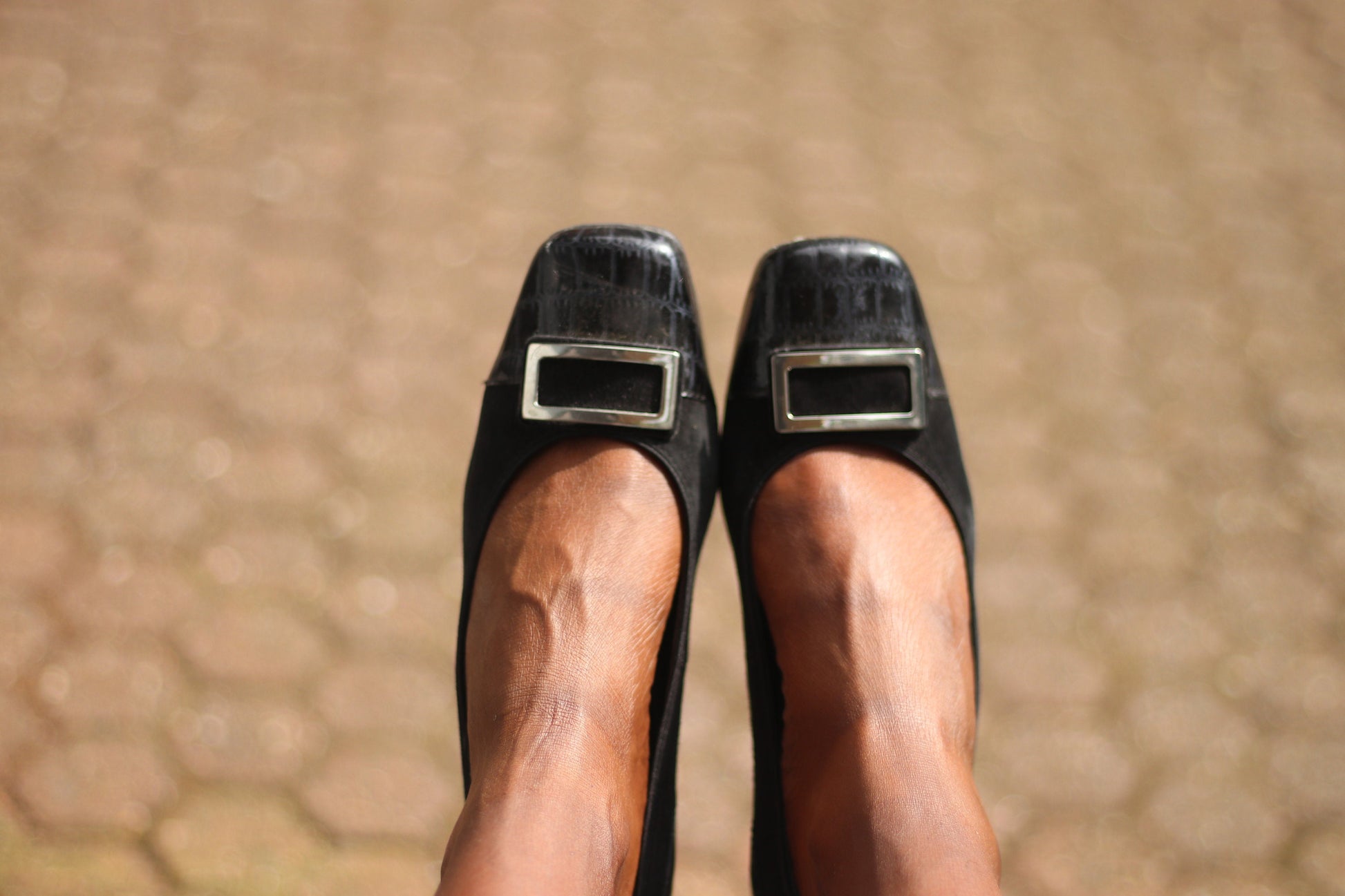 90s Leather Pumps| Black Minimalist Chic Black Heels| Vintage Ara Feminine Heels with Silver Details| Size 3.5 UK