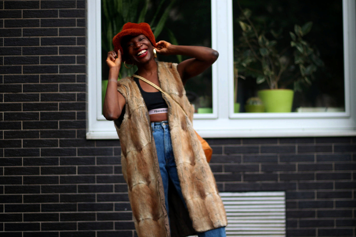 70s Brown Fur Vest| Vintage Women's Bohemian Chic Winter Vest| Minimalist Textured Handmade Winter Warmer