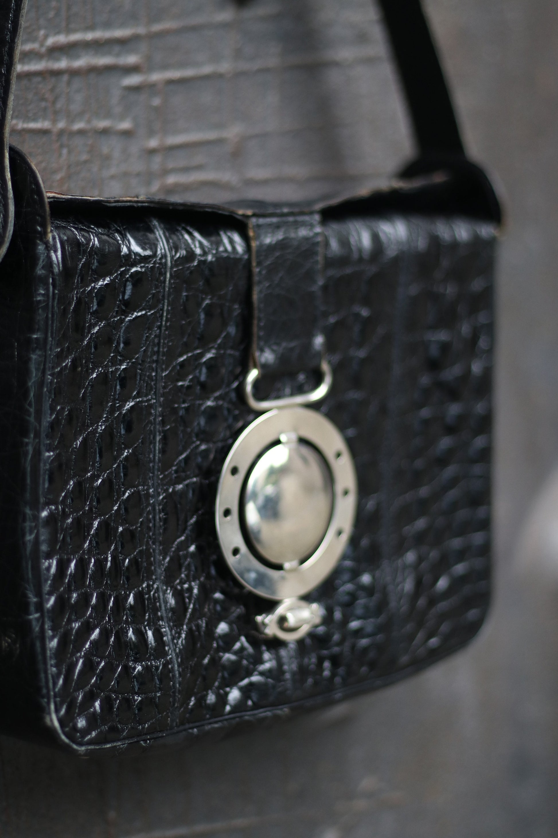 70s Leather Bag With Statement Straps | Vintage Handbag Detachable handle| Women's Minimalist Elegant Black Shoulderbag