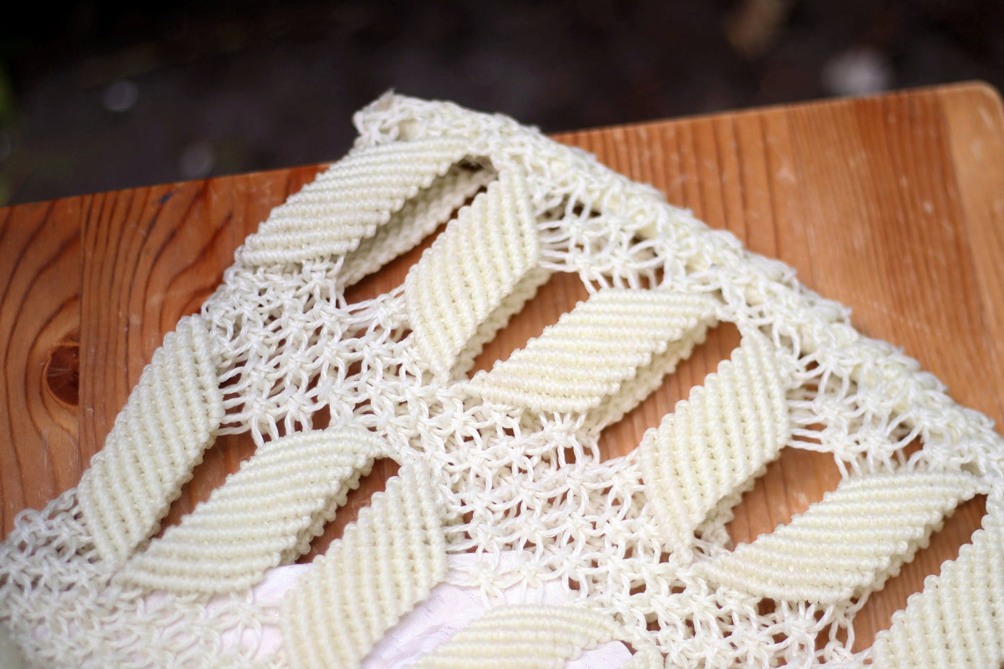 70s Cream Woven Bag: Vintage Bohemian Shoulder Handbag