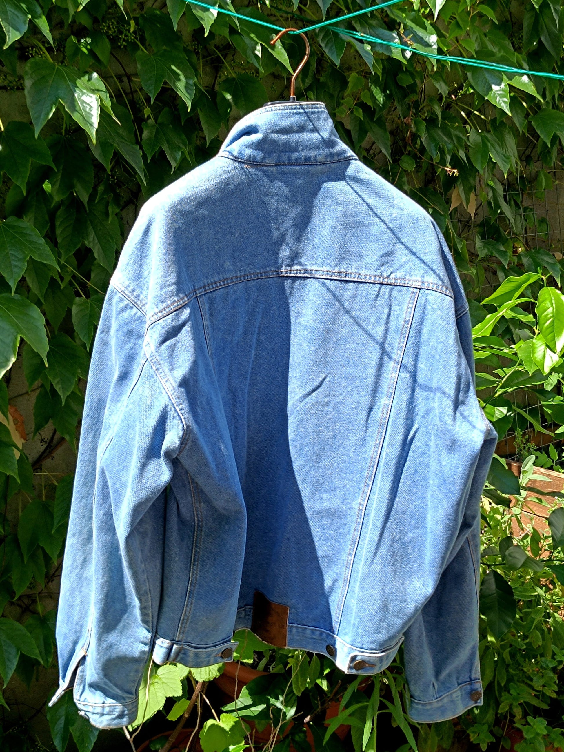 90s Denim Jacket| Vintage Unisex Jean Jacket Women's Minimalist Classic Blue Denim Jacket