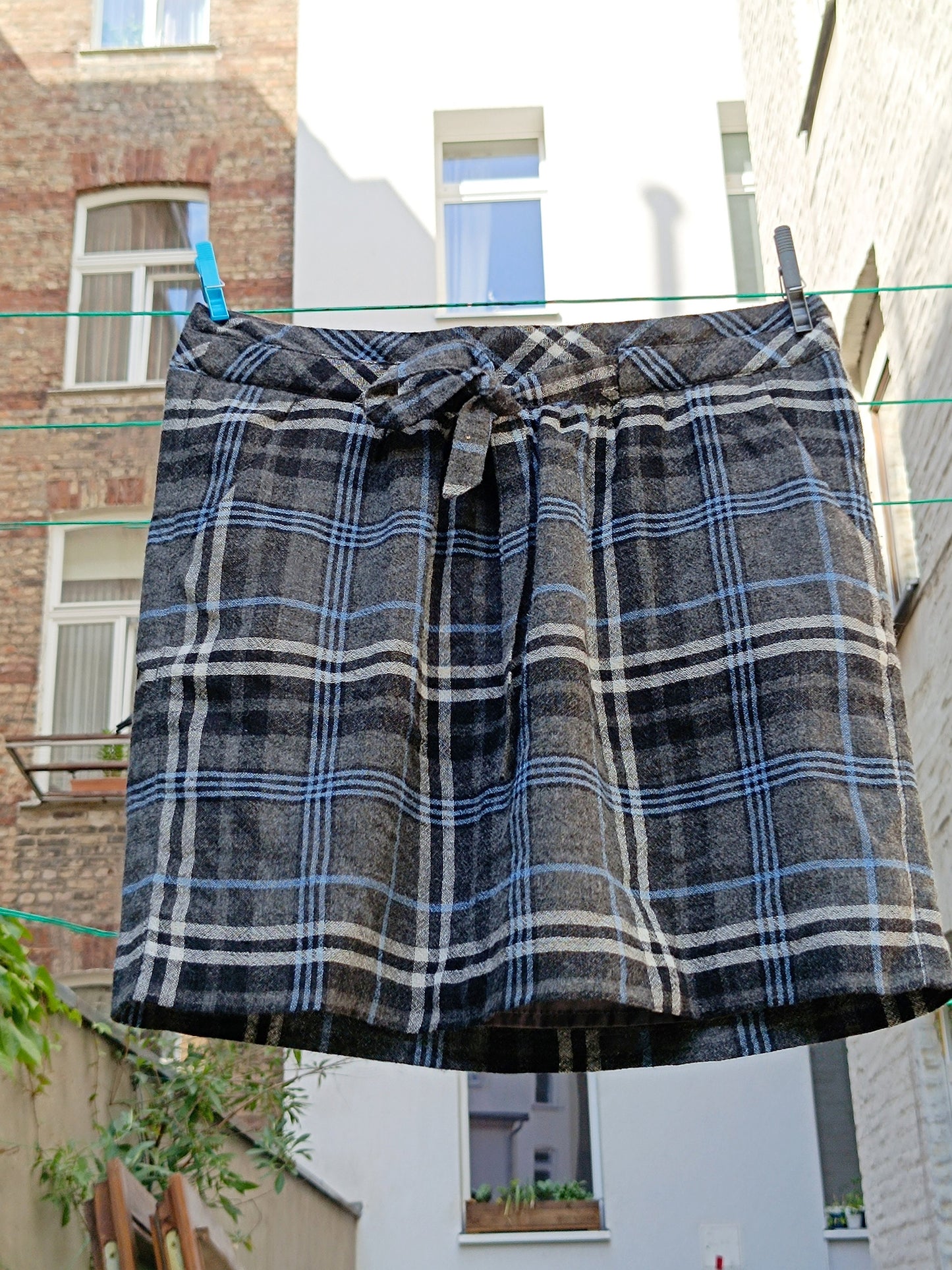 Vintage Blue Grey Plaid Mini Skirt: High Waisted Tartan A-Line