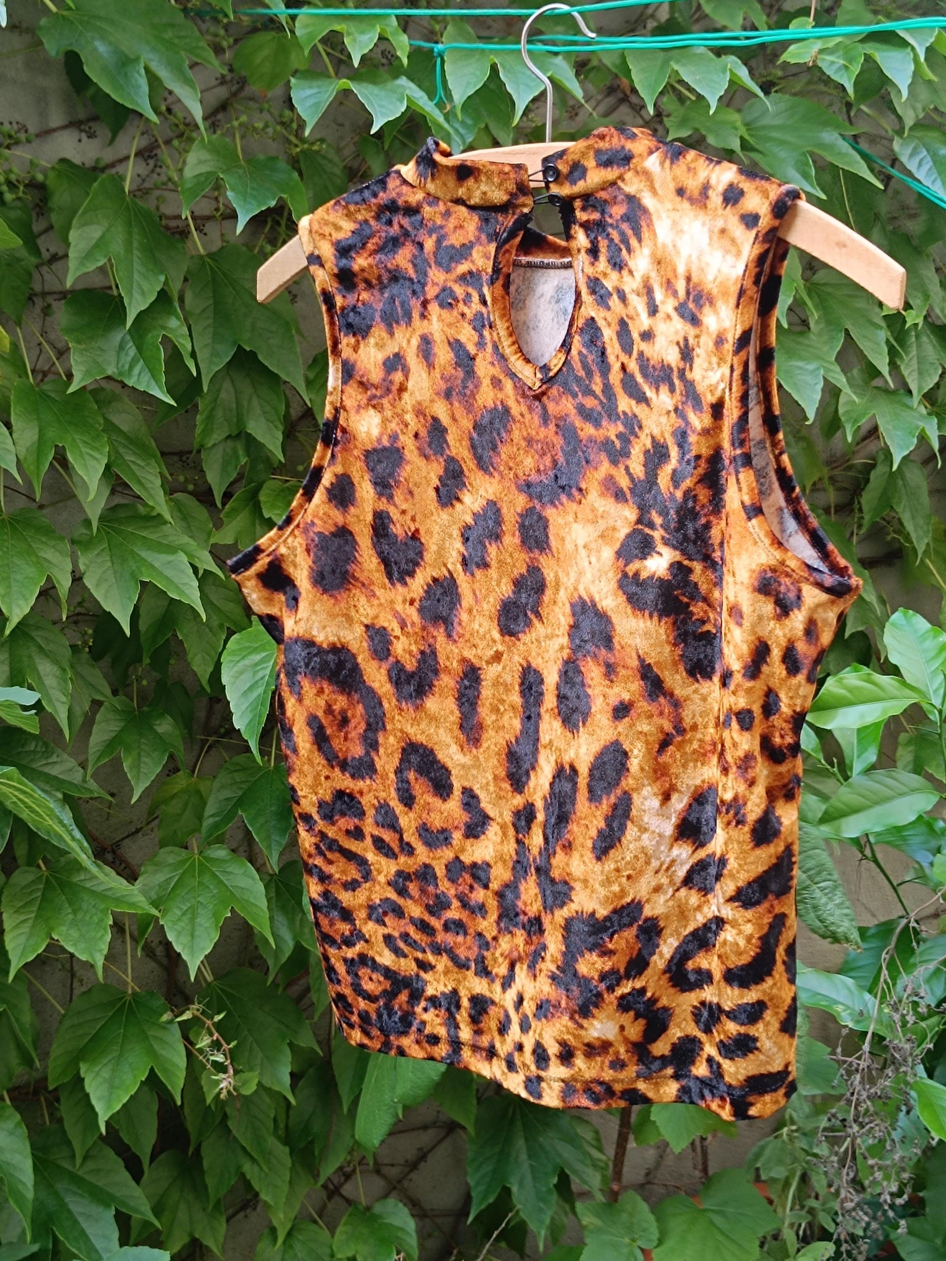 y2k Leo Print Top| Vintage Sleevsless Animal Print Summer Turtleneck | 90s Brown High neck Festival Blouse