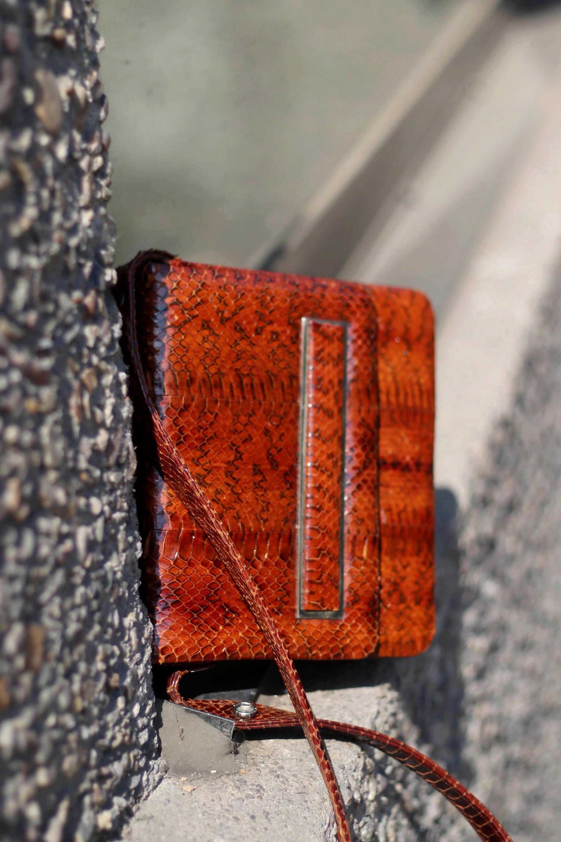 Faux Snakeskin Leather handbag| Vintage Brown Compact Shoulder bag | 70s Mini Leo Print Bag