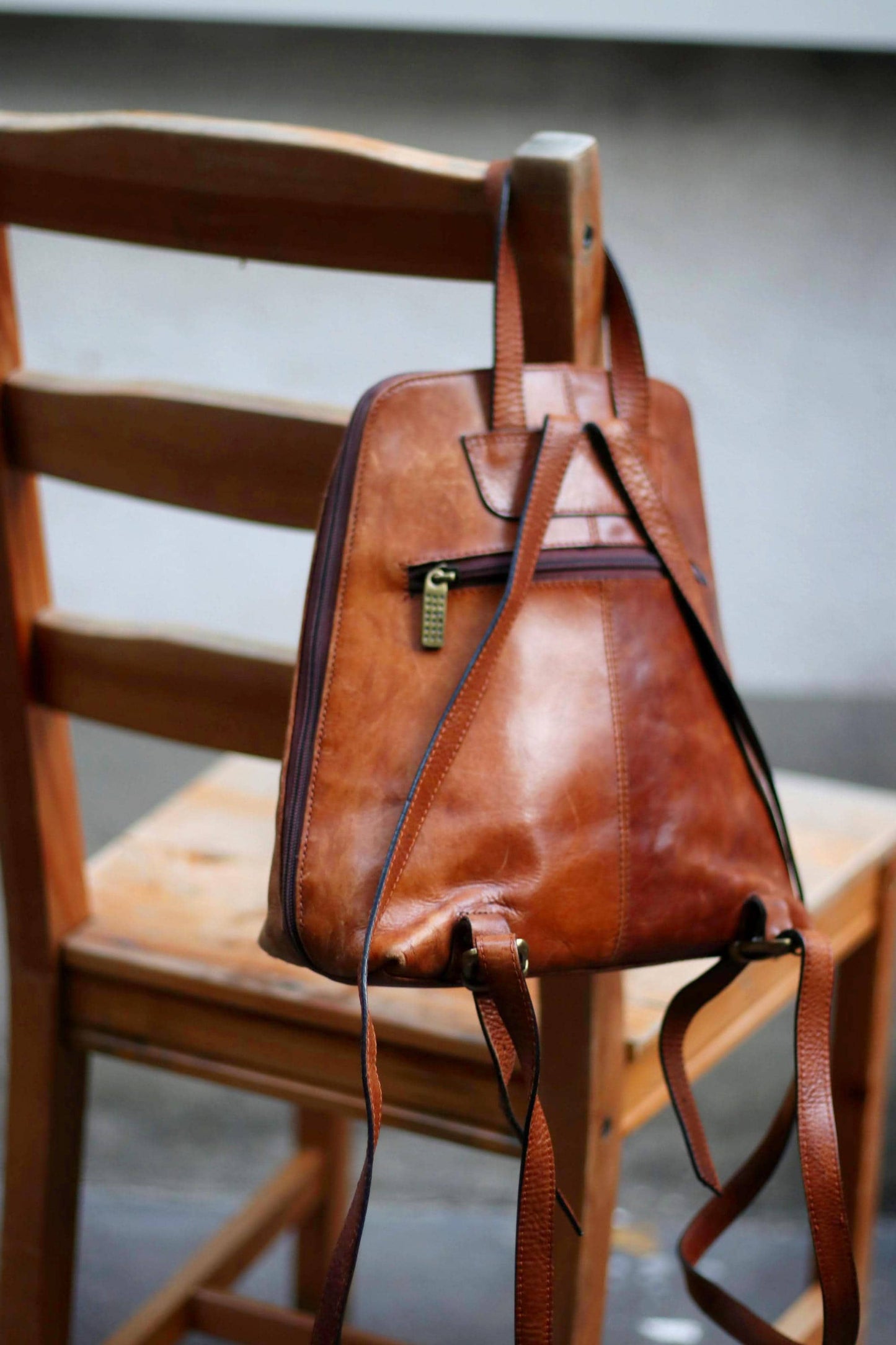 90s Leather Backpack| Brown Sacatini Minimalist Classic bag| Minimalist Women's backpack| Unisex Genuine Leather bag