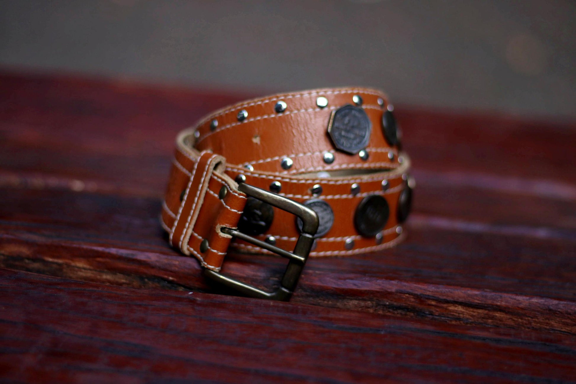 70s Leather Belt with Coin Detail| Vintage Unisex Brown Cowgirl belt| Maximalist Belt