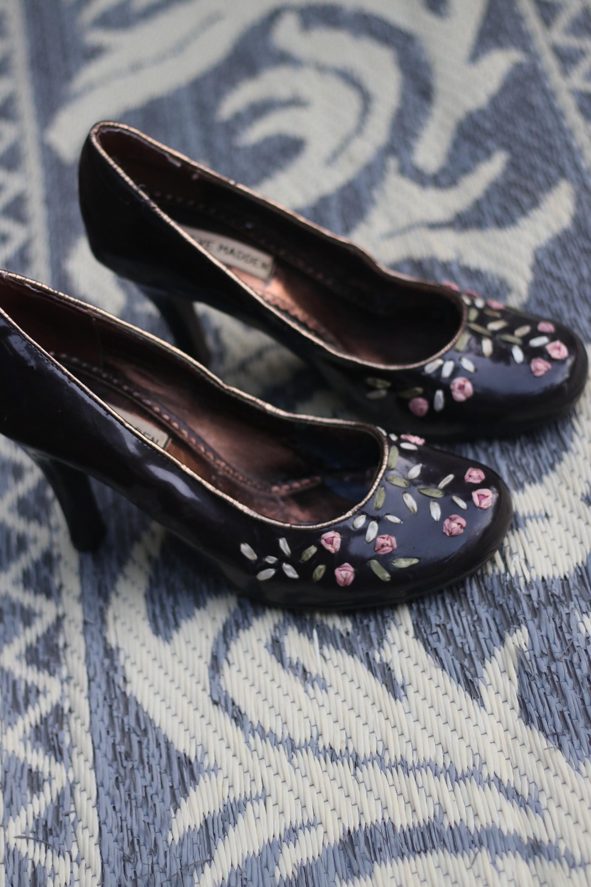 Rare Steve Madden Floral Heels Vintage Retro Women's Square Toe Shoes 90s Demure Brown Stilettoes