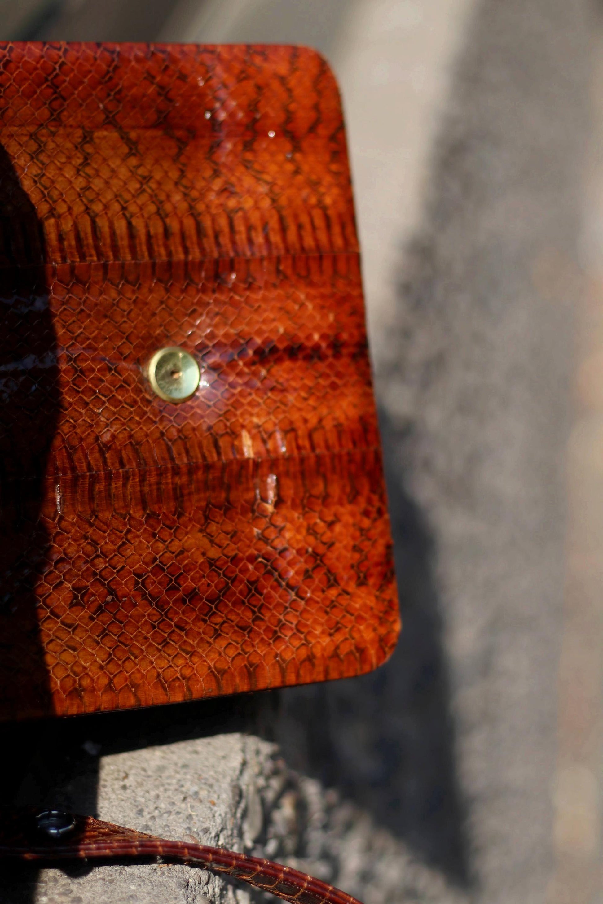 Faux Snakeskin Leather handbag| Vintage Brown Compact Shoulder bag | 70s Mini Leo Print Bag