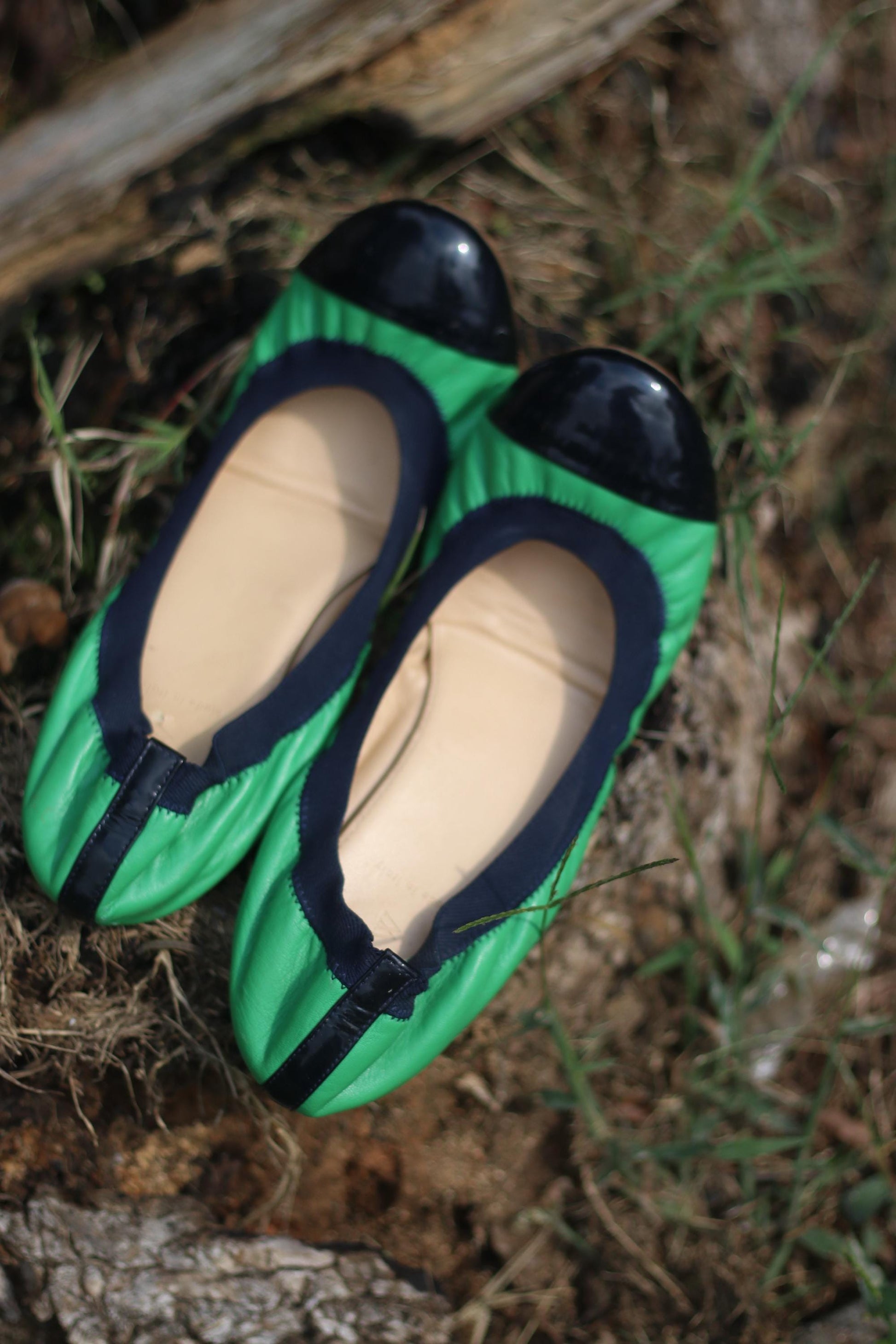 y2k J Crew Ballerinas| Vintage Green and black Ballet Flats |Minimalist feminine capsule wardrobe shoe size US 10