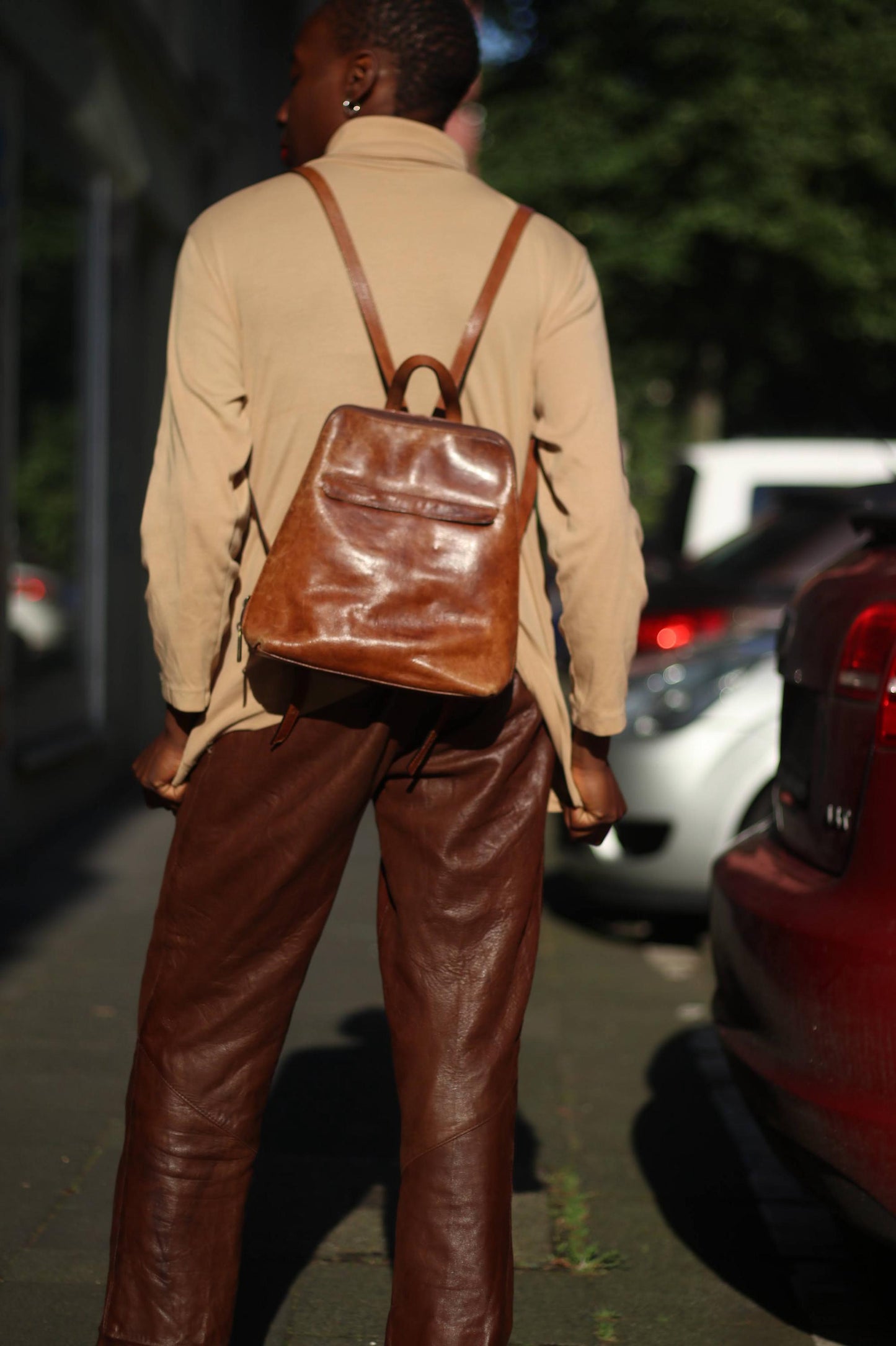 90s leather backpack Vintage 90's Wilson Purse DESERT MOSS VINTAGE 90s Leather Backpack| Brown Sacatini