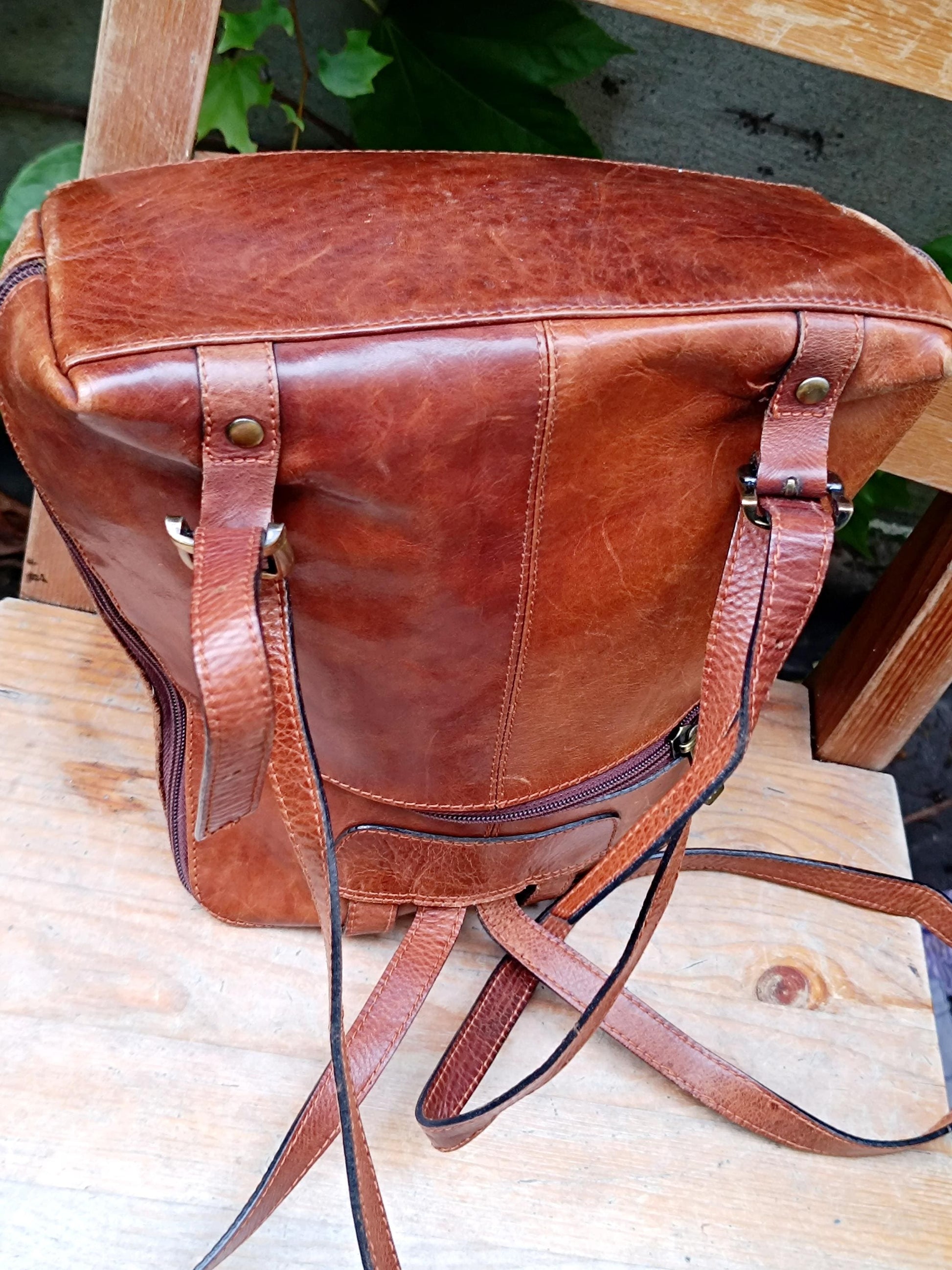 90s Leather Backpack| Brown Sacatini Minimalist Classic bag| Minimalist Women's backpack| Unisex Genuine Leather bag