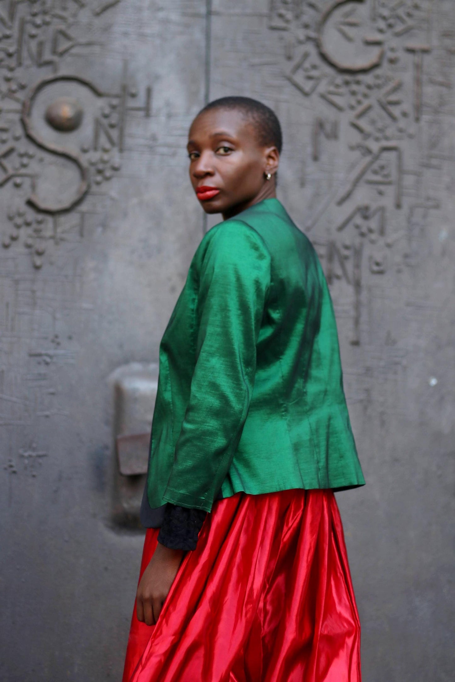 Alba Mode Green Jacket| Vintage Tuxedo inspired blazer with black lapels| Evening Shimmery Jacket