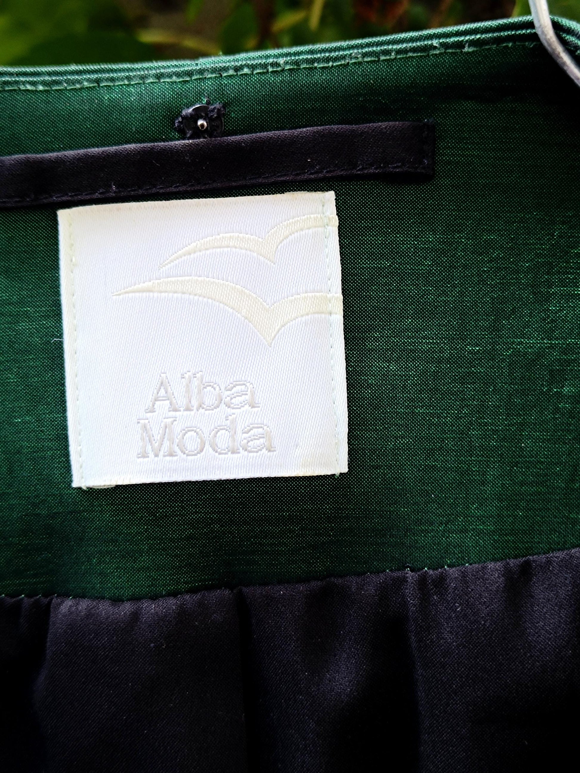 Alba Mode Green Jacket| Vintage Tuxedo inspired blazer with black lapels| Evening Shimmery Jacket