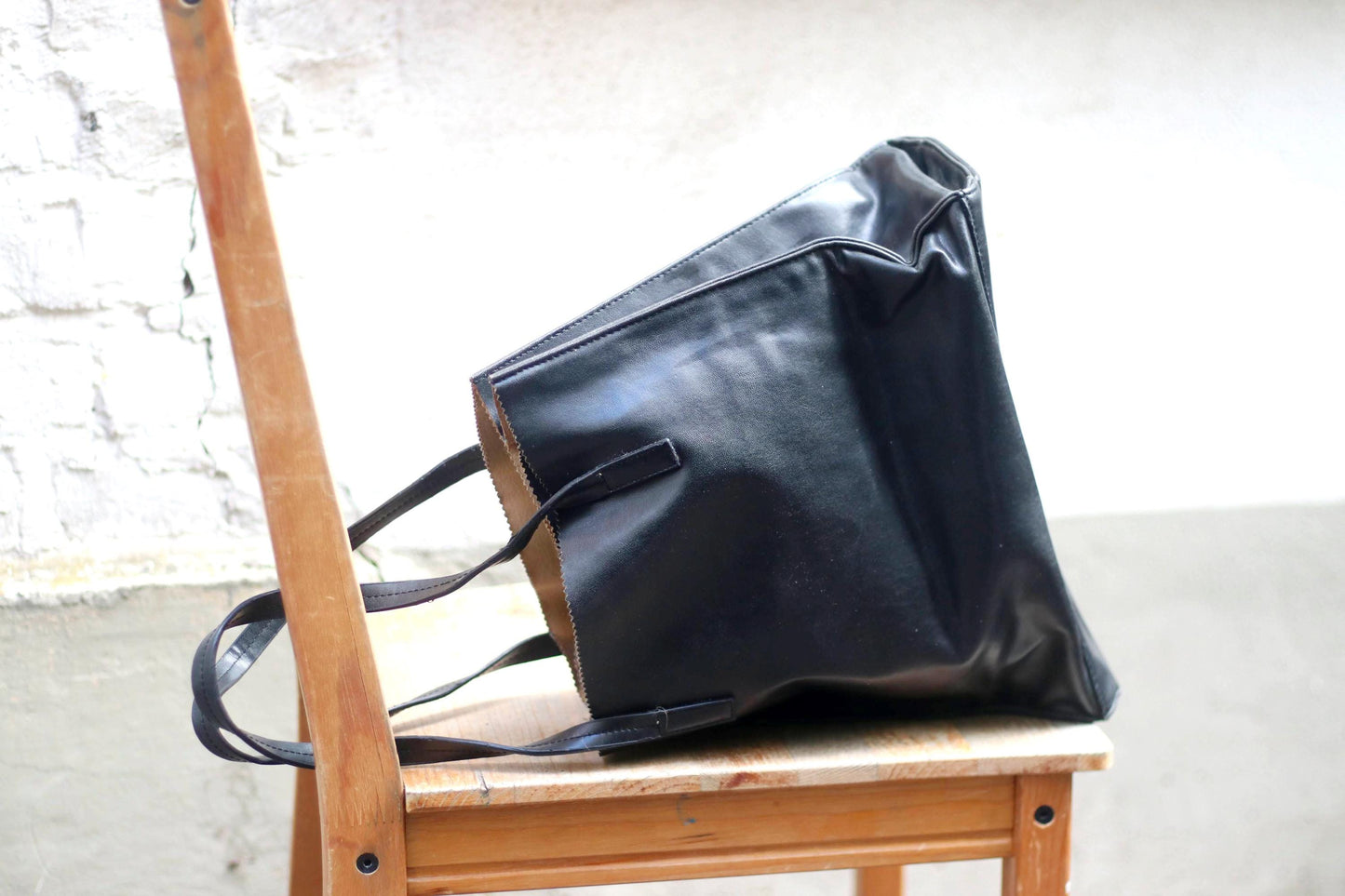Genuine Leather Bag | 90s Black Shoulder Bag| Vintage Women's Minimalism Chic Hand bag|
