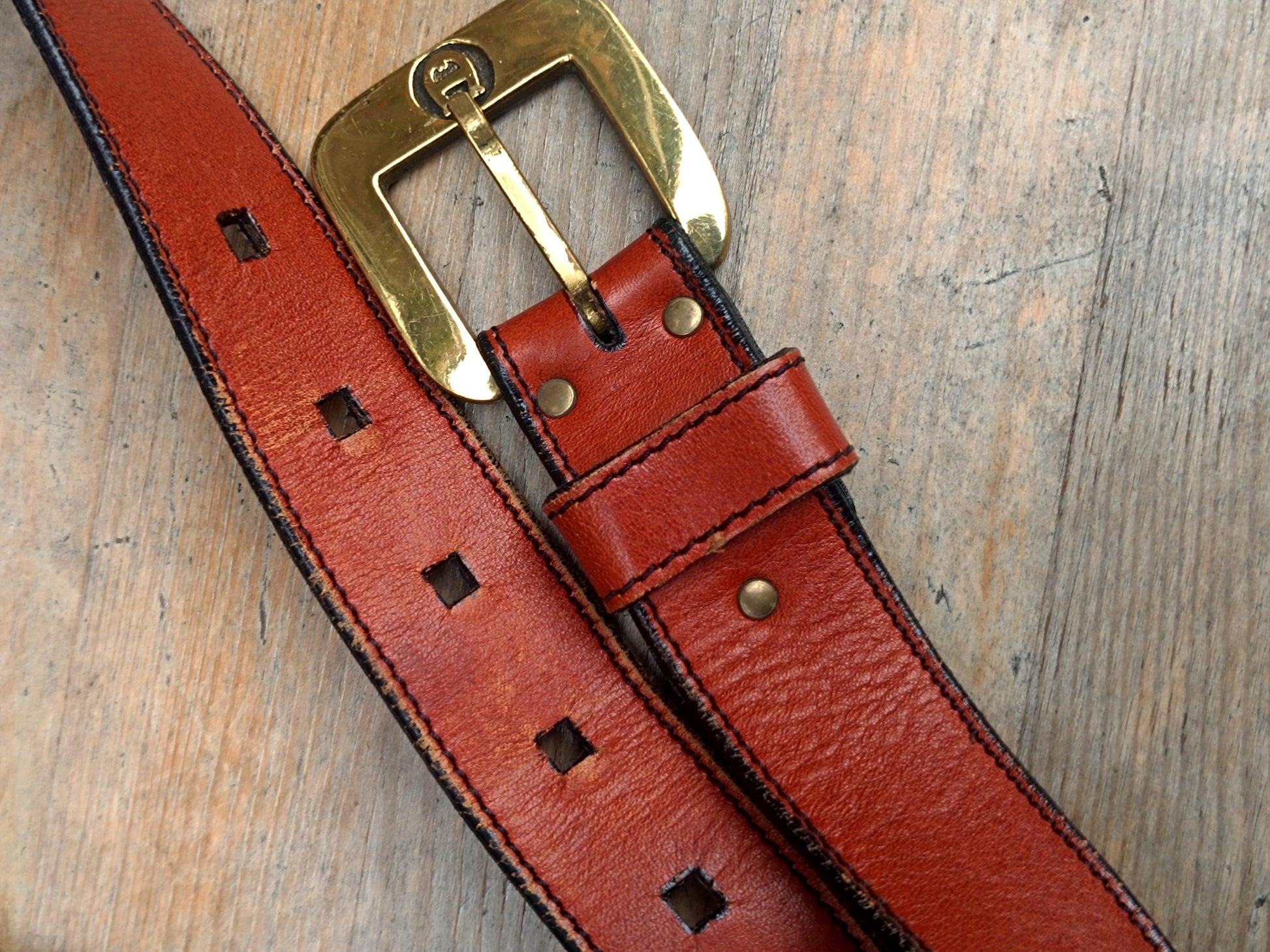 Vintage Etienne Aigner Red Leather Belt | Classic Leather belt with Gold Toned Hardware| Minimalist Chic Women's design