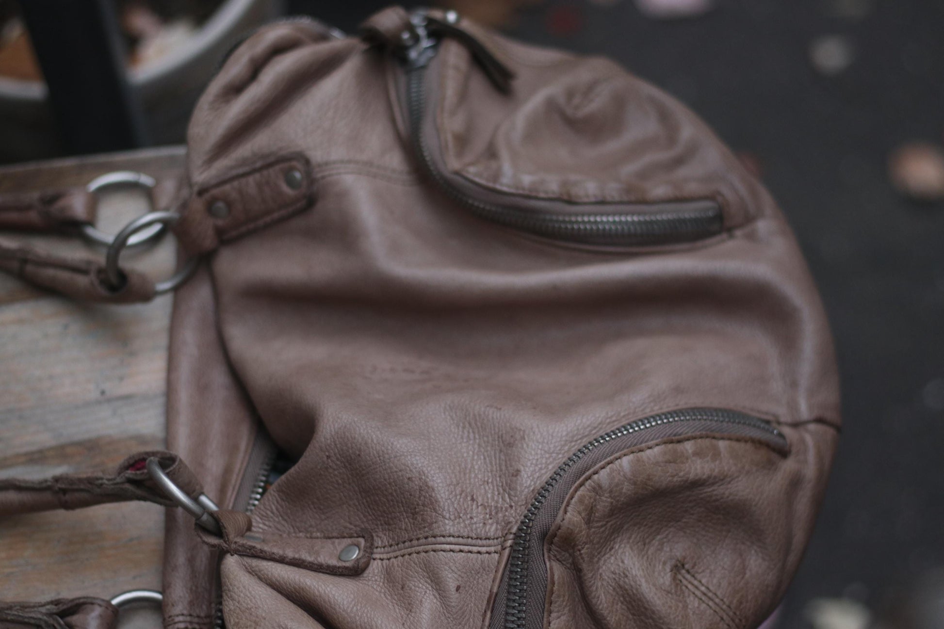 FredsBruder Sand Coloured Leather Hobo Bag| Vintage Genuine Leather Shoulder bag | Women's Minimalist Crossbody