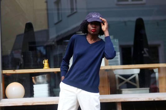 90s Scott & Perth Merino Wool Sweater| Vintage Blue Winter Minimalist Knit| Women's Long-sleeved Sweater