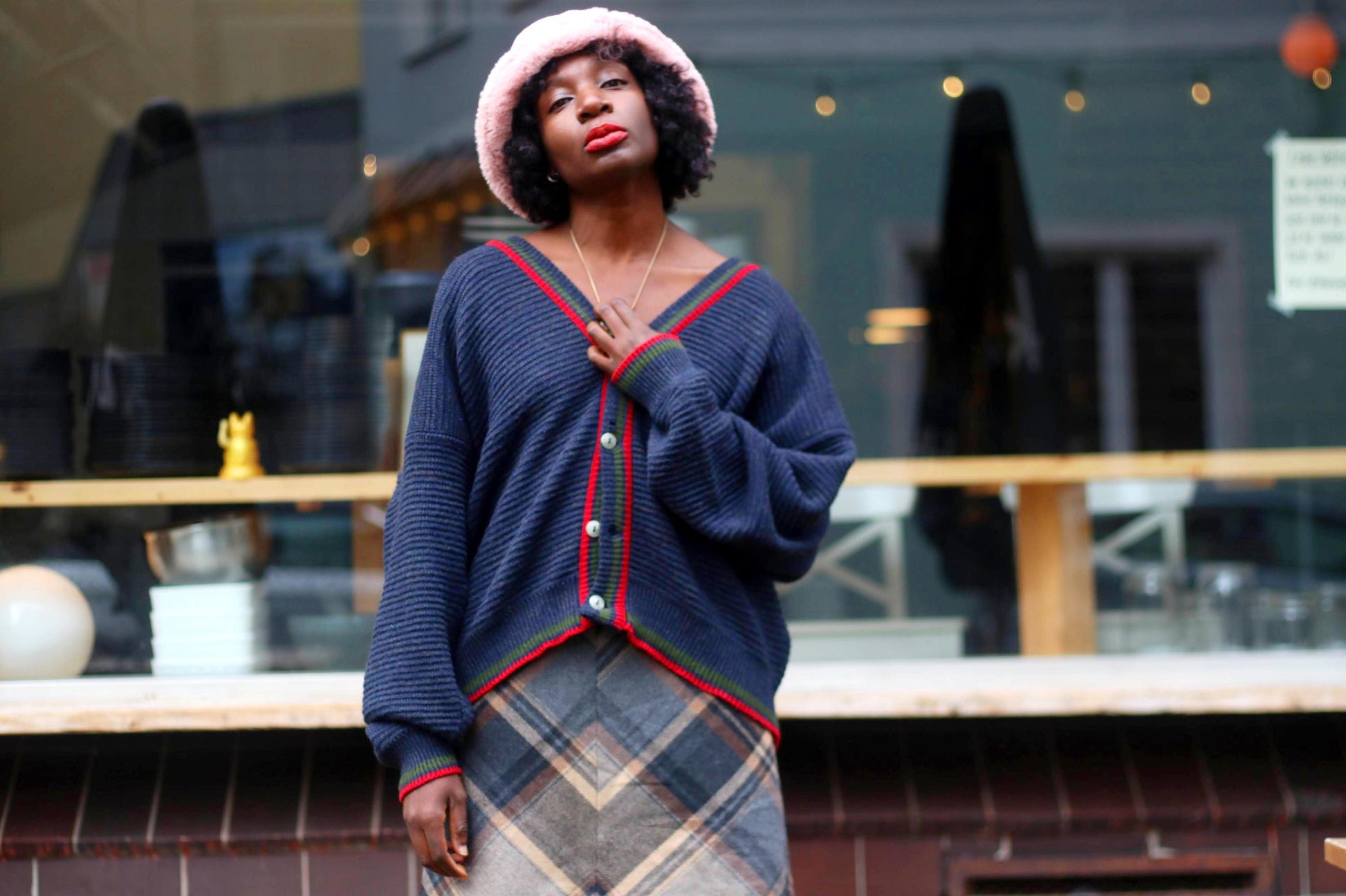 90s Unisex Cardigan| Vintage Women's Winter Sweater Cozy Long Sleeved Knitwear