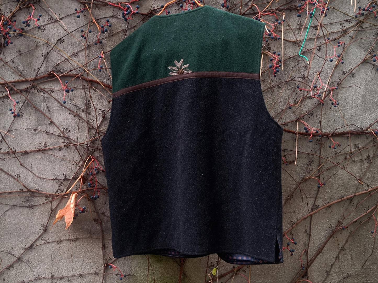 90s Austrian Wool Vest| Vintage Winter Christmas Vest| Country inspired Cottage Core Reindeer Vest