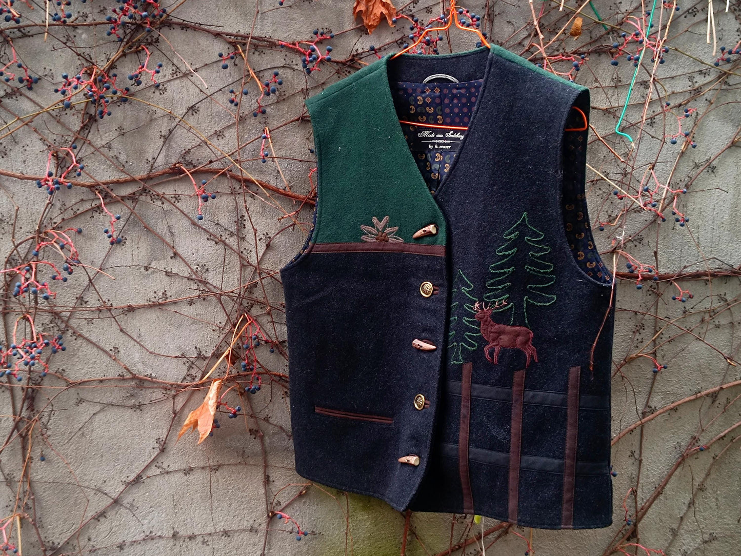 90s Austrian Wool Vest| Vintage Winter Christmas Vest| Country inspired Cottage Core Reindeer Vest