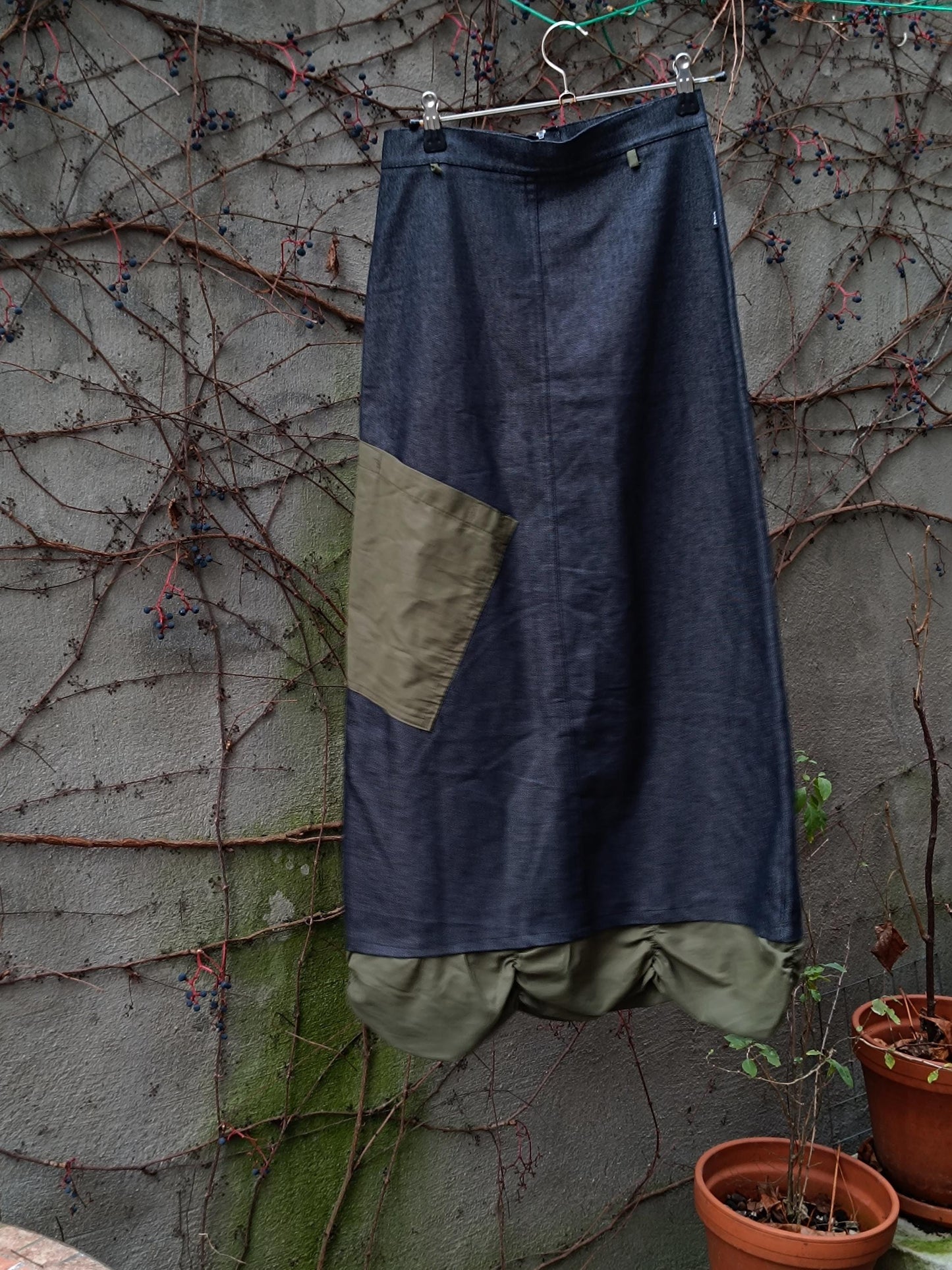 Y2k Denim Maxi Skirt| Avant Garde Cargo Pocket Long Skirt" Patchwork Utility Design XS