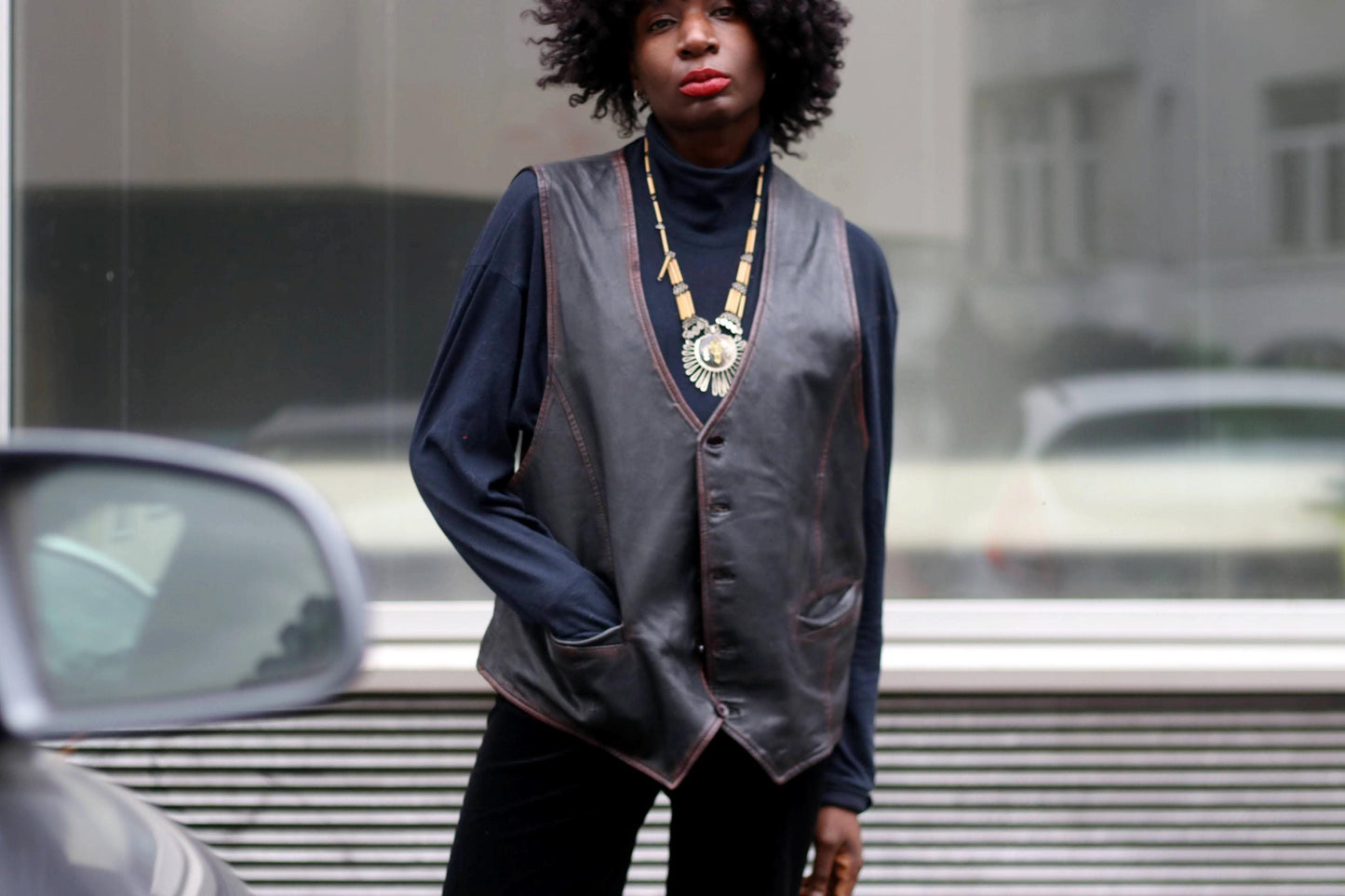 Vintage Black Leather Vest| 90s Genuine leather Vest| Minimalist Women's Boho vest|