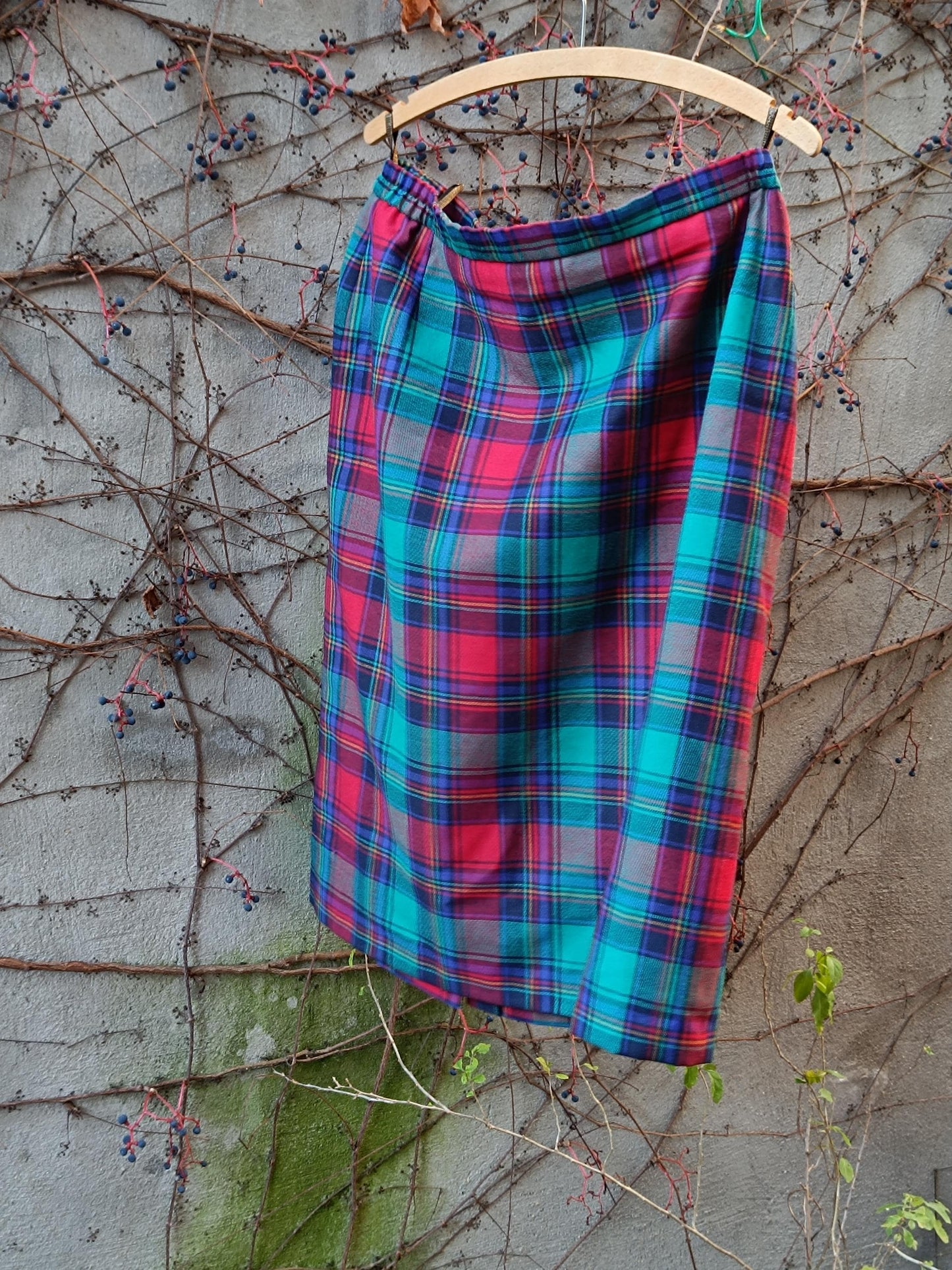 Vintage Tartan Midi Skirt Red Green Blue Plaid Wool Blend A-Line Dark Academia
