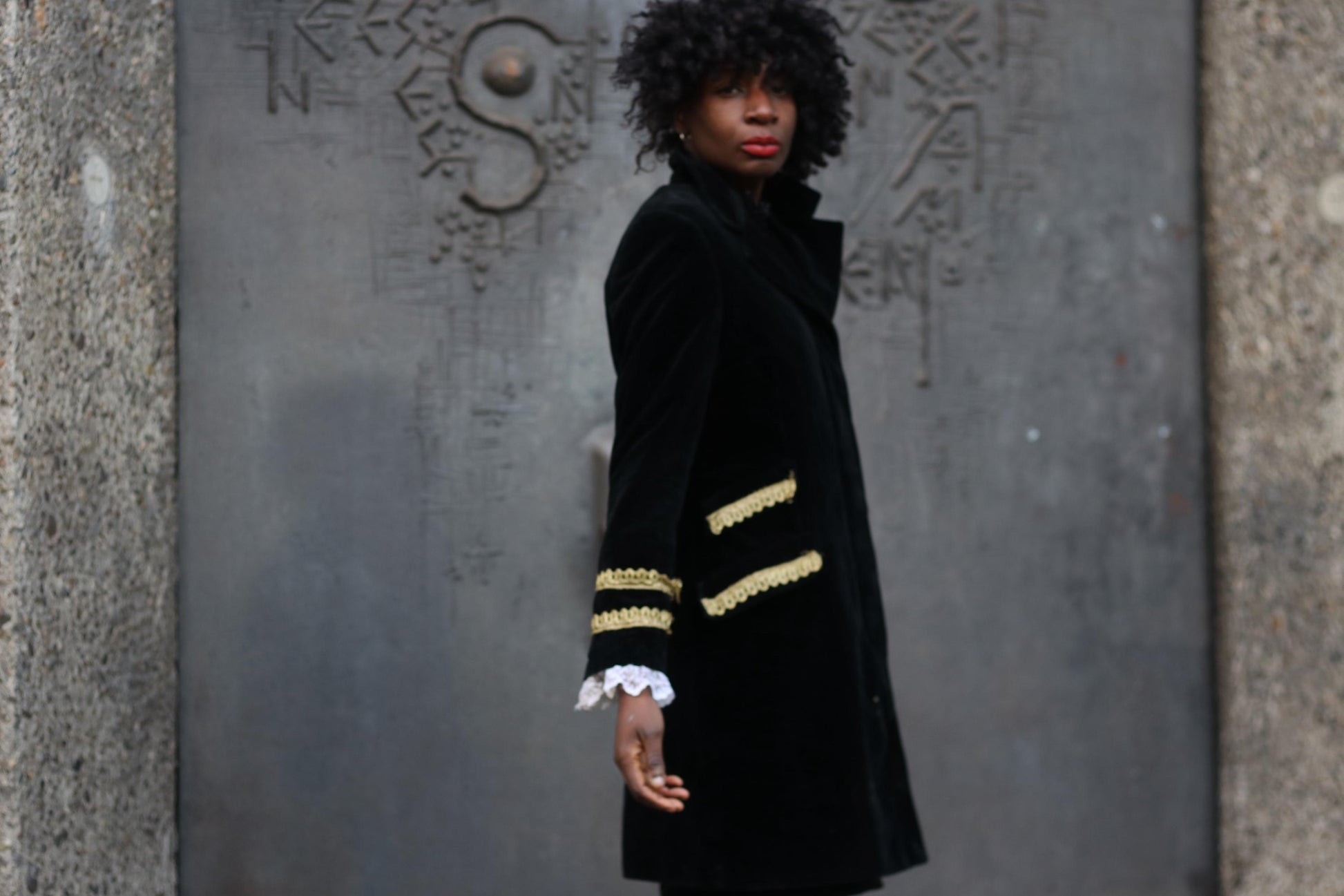 Vintage Adele Fado Coat | 80s Victorian-Inspired Velvet-Like Jacket | Gothic Black Evening Wear