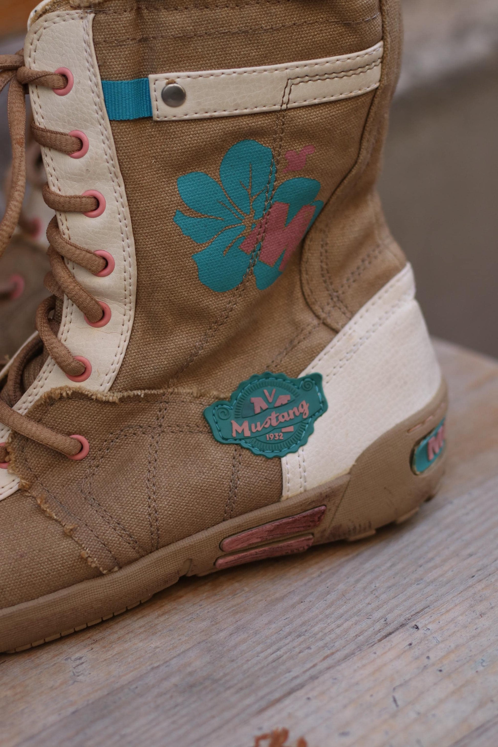 Y2K Mustang Boxing Boots| Vintage Brown Lace-Up HighTop Sporty Sneakers| Women's Streetstyle Boots Size EU41