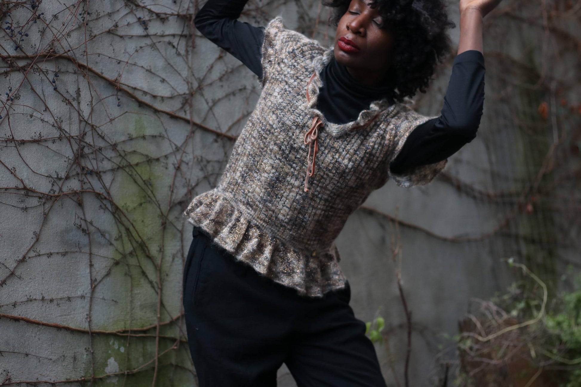 Fornarina Vintage Knit Blouse| Y2k Taupe Beige Ruffled Peplum Top| Women's Lace-Up, Cottagecore knitwear| Boho Chic Grunge Romantic Design